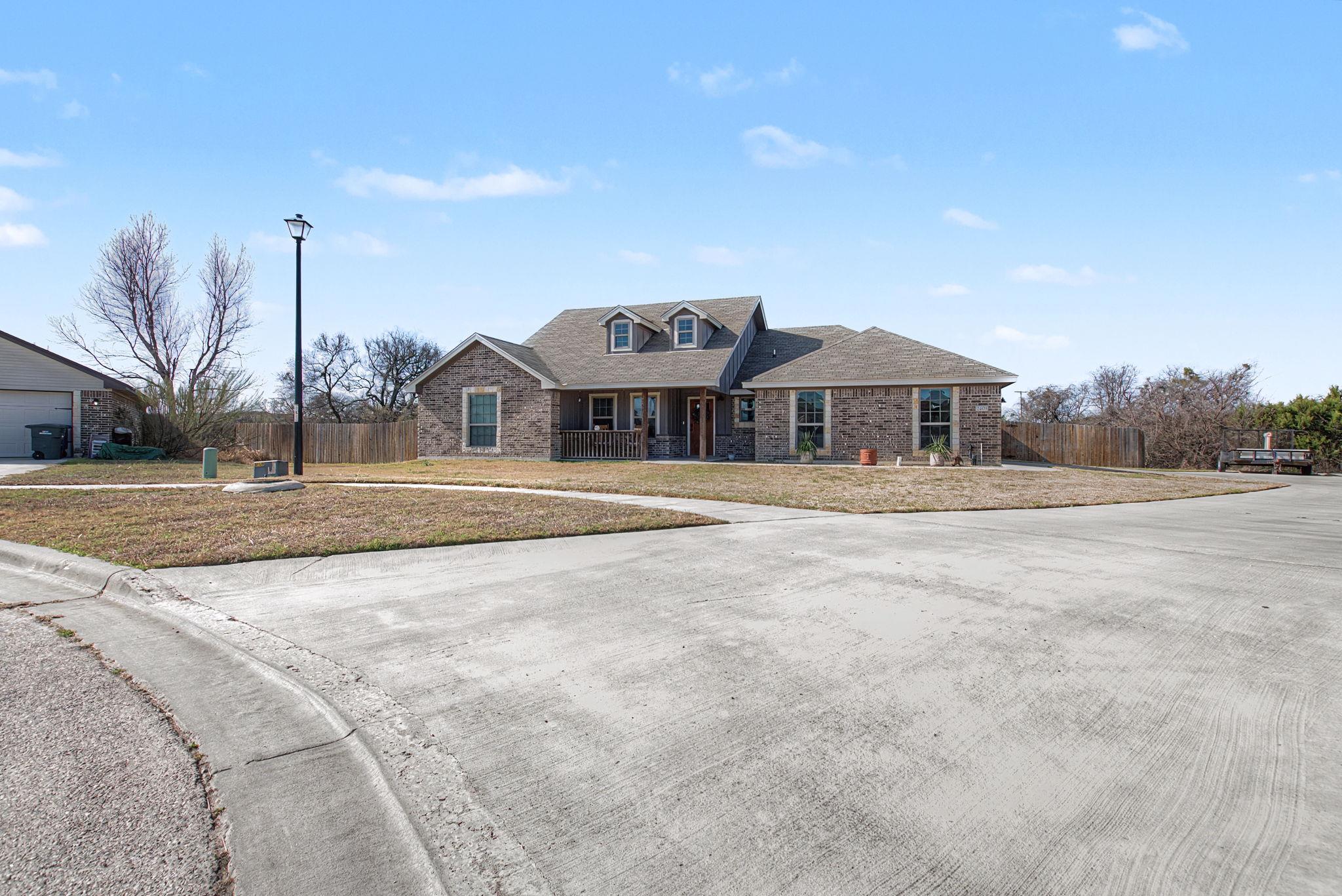 2405 Settlement Rd, Copperas Cove, TX 76522