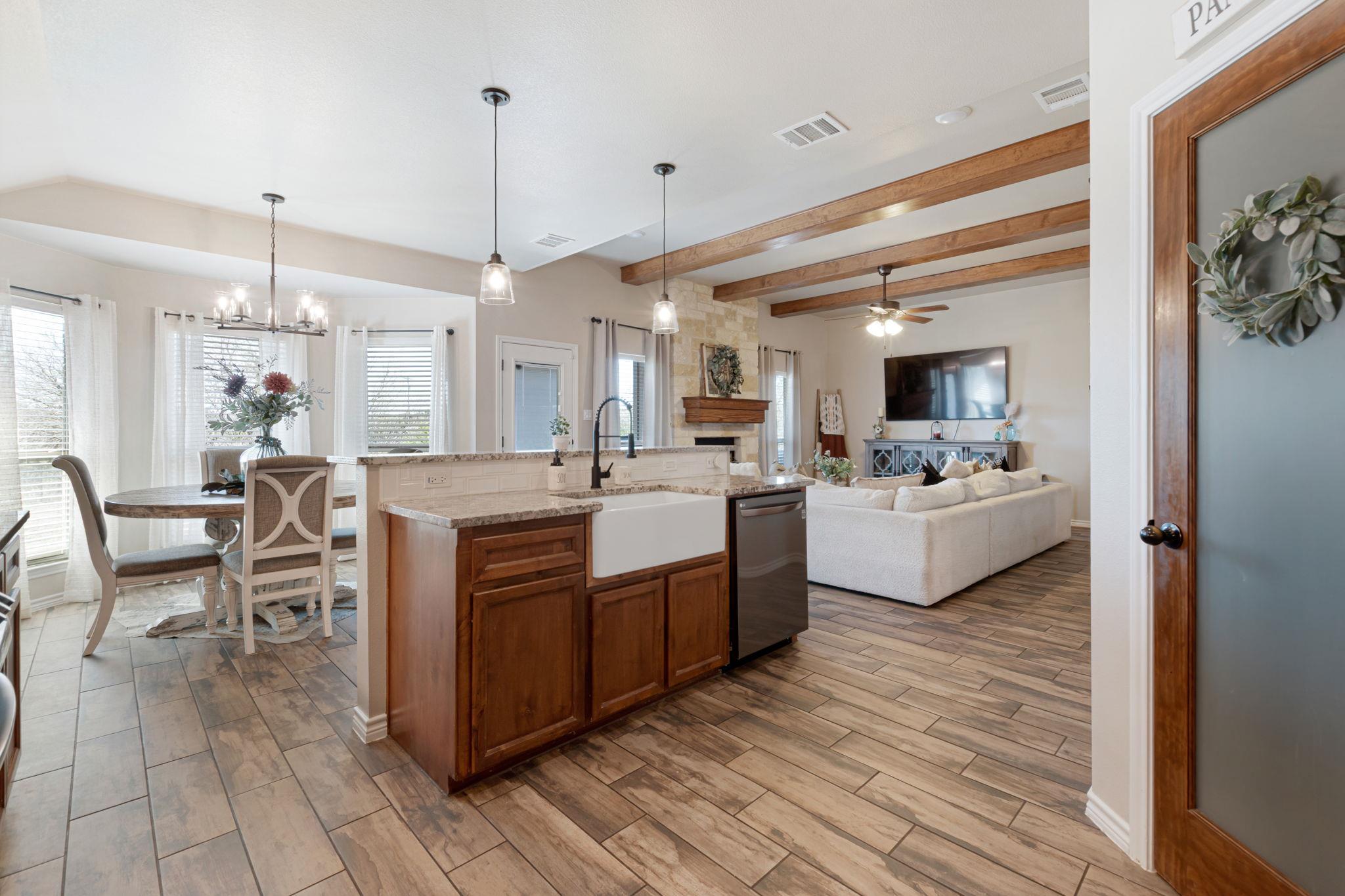 2405 Settlement Rd, Copperas Cove, TX 76522