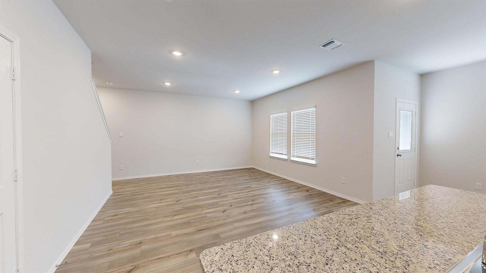 329 Dobson Dr, Killeen, TX 76542