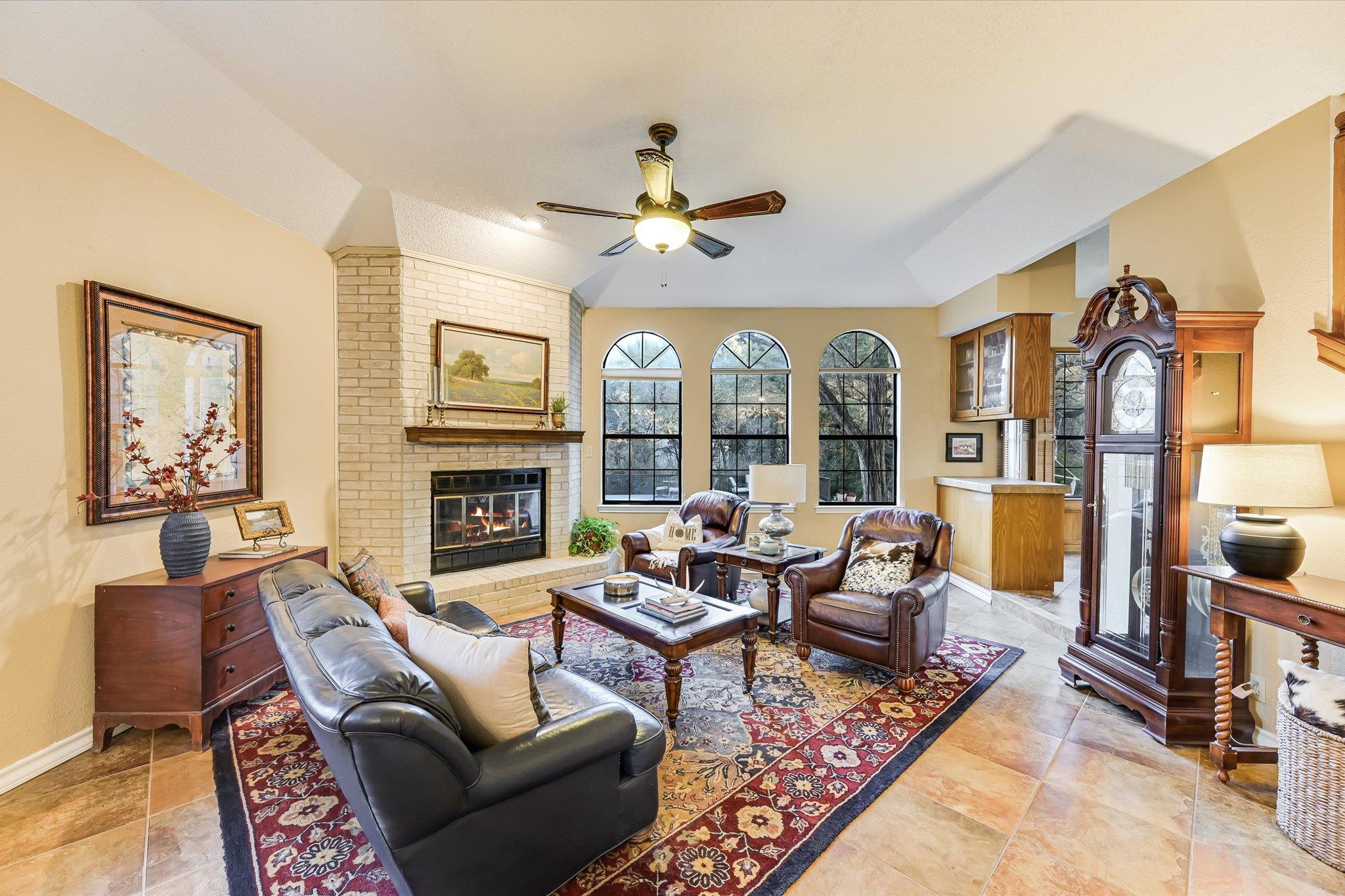 8105 Long Canyon Dr, Austin, TX 78730