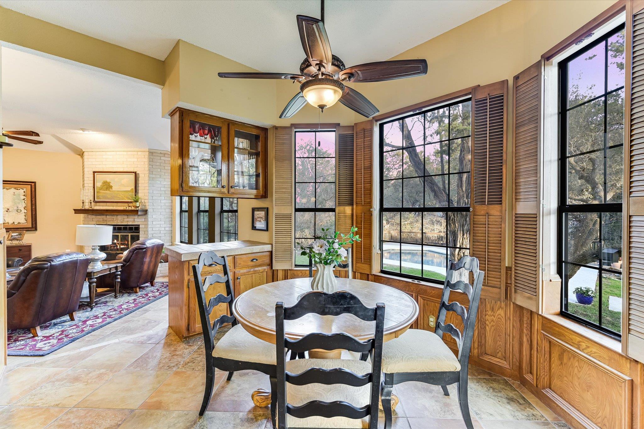 8105 Long Canyon Dr, Austin, TX 78730