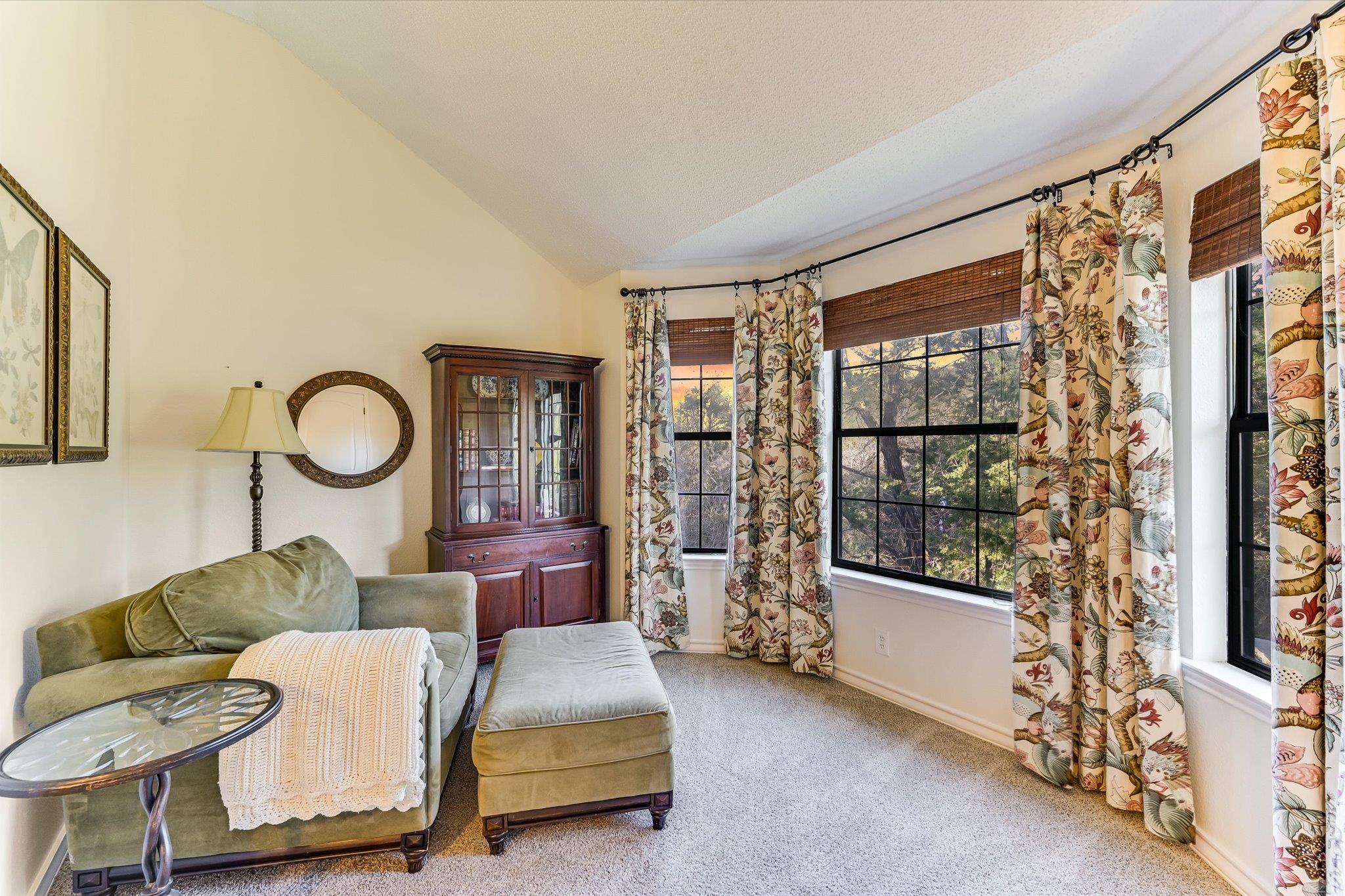 8105 Long Canyon Dr, Austin, TX 78730