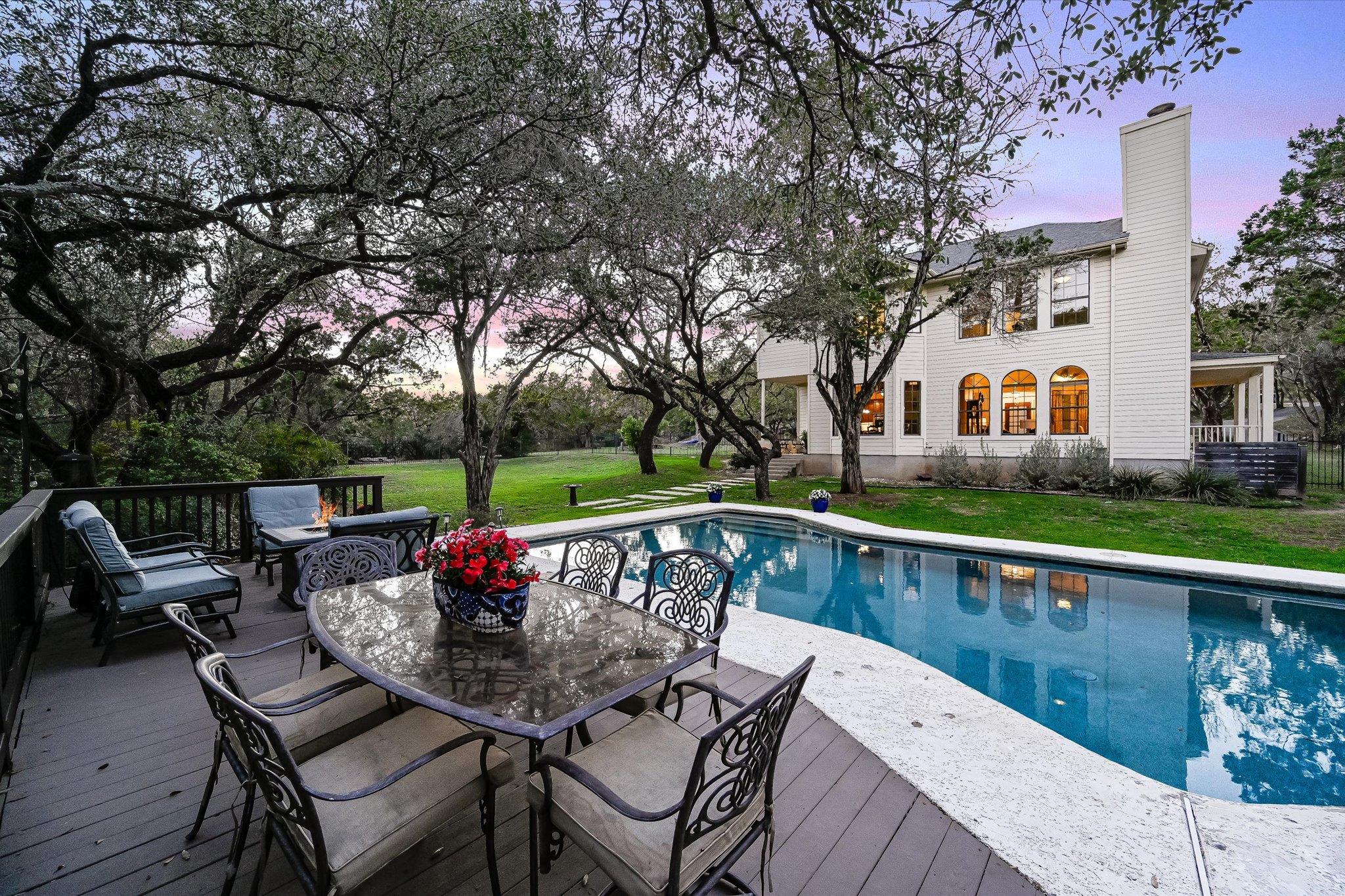 8105 Long Canyon Dr, Austin, TX 78730