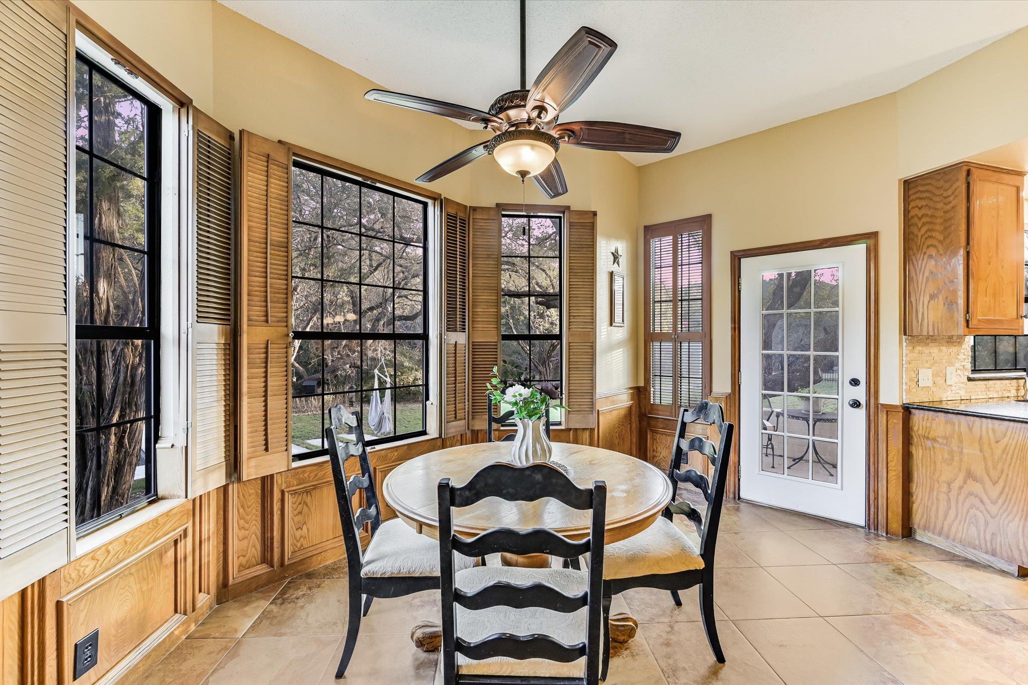 8105 Long Canyon Dr, Austin, TX 78730