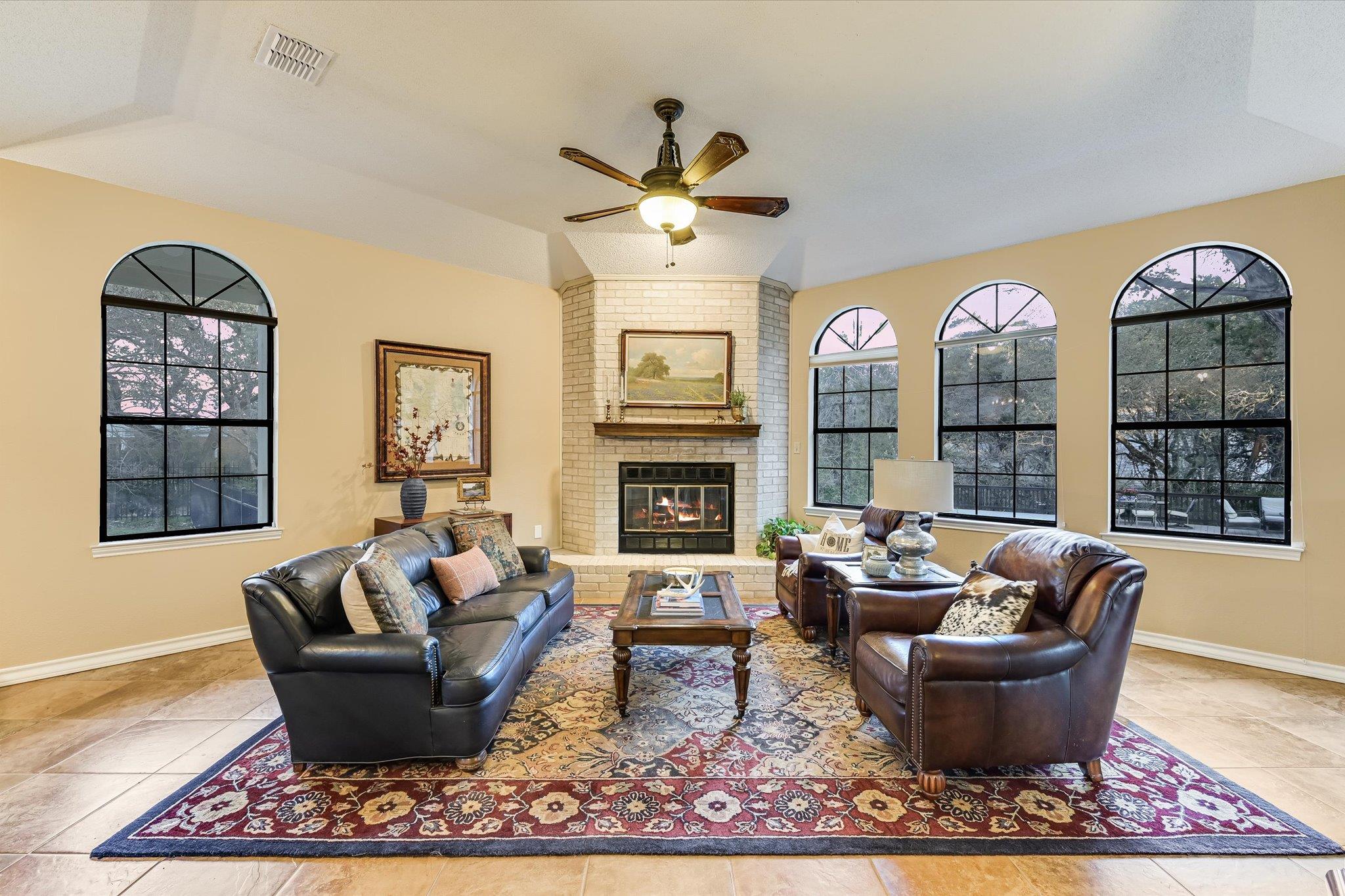 8105 Long Canyon Dr, Austin, TX 78730