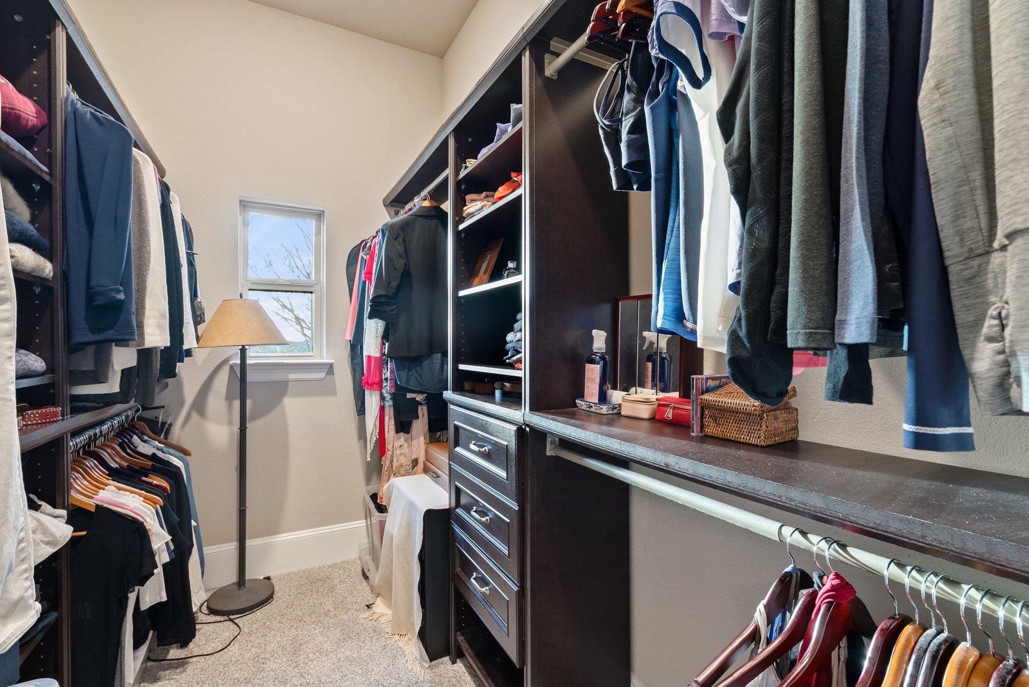 17705 Flowing Brook Dr, Austin, TX 78738