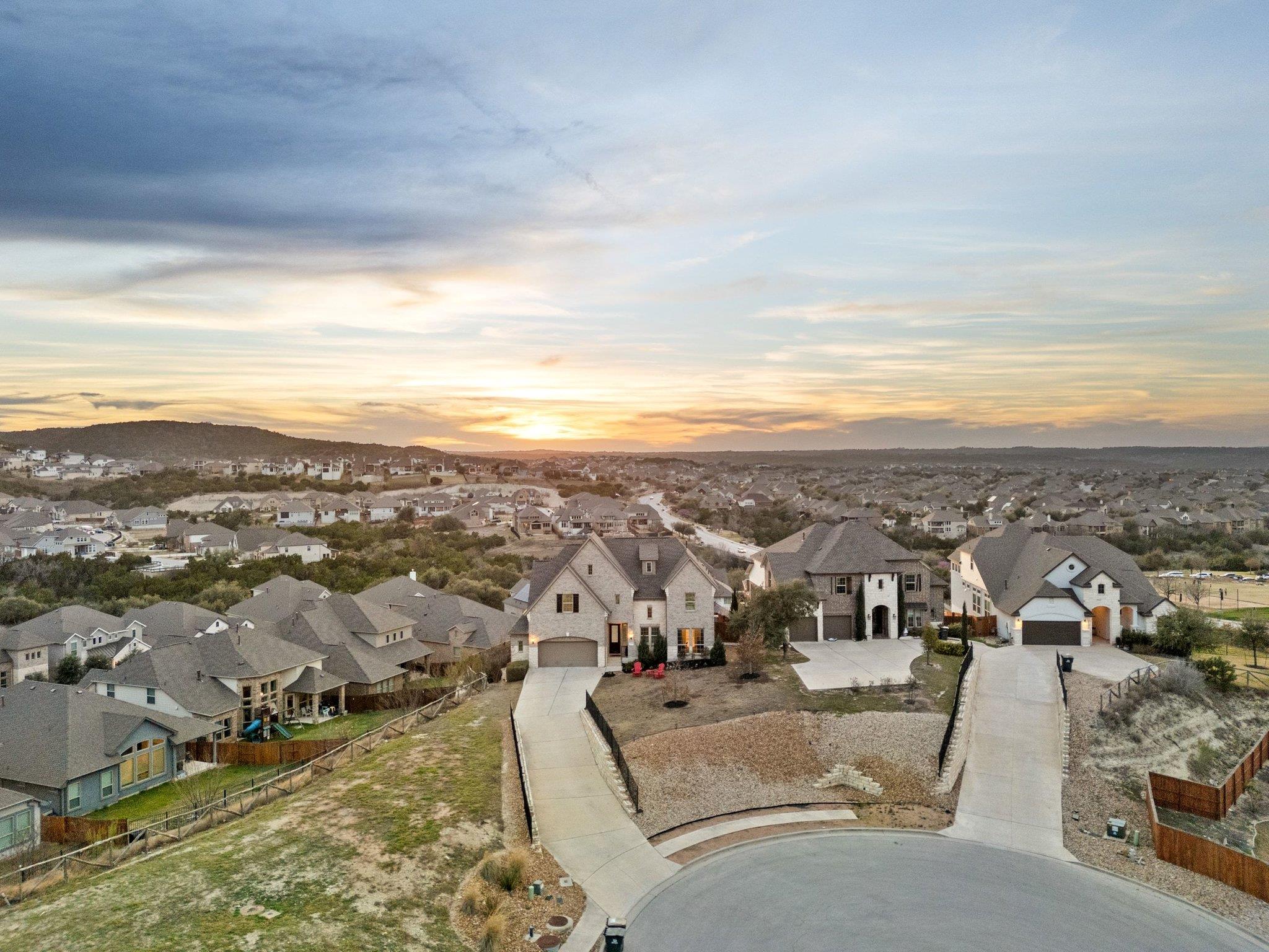 17705 Flowing Brook Dr, Austin, TX 78738