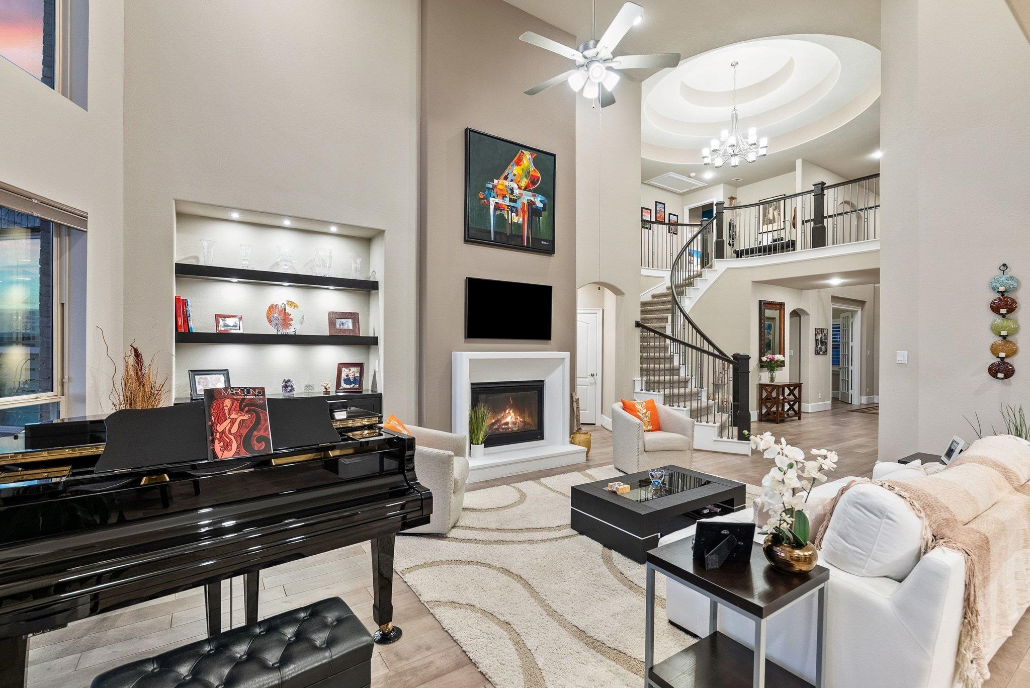 17705 Flowing Brook Dr, Austin, TX 78738