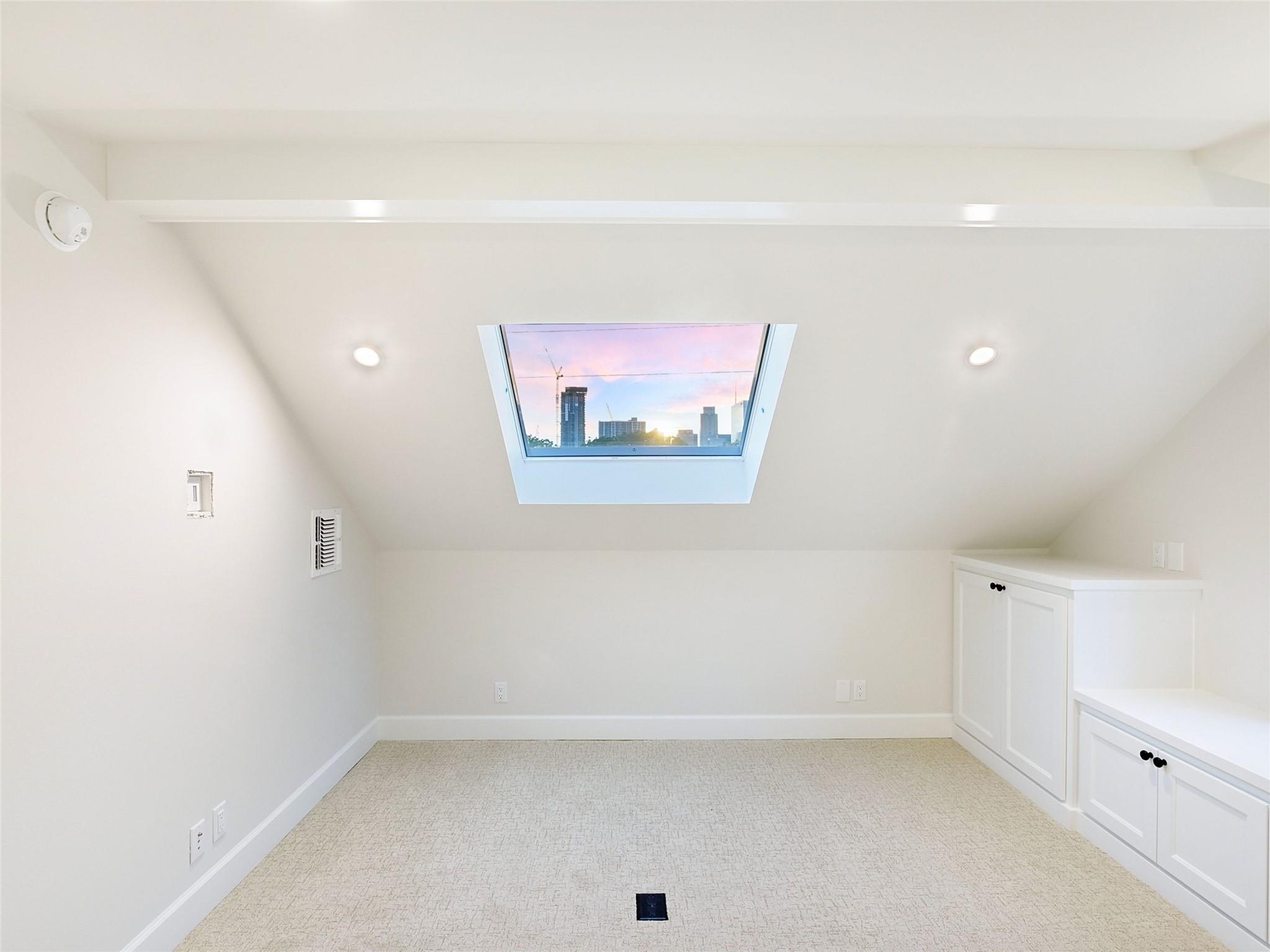 1603 Willow St, Austin, TX 78702