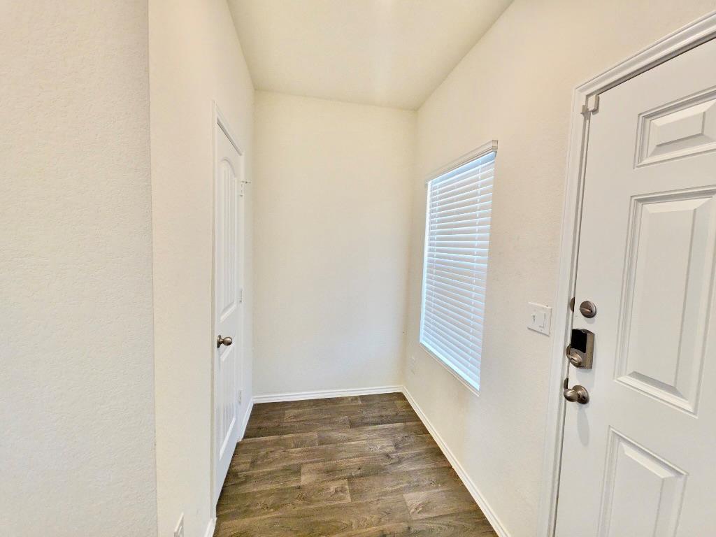 13525 Open Wagon Trl, Elgin, TX 78621