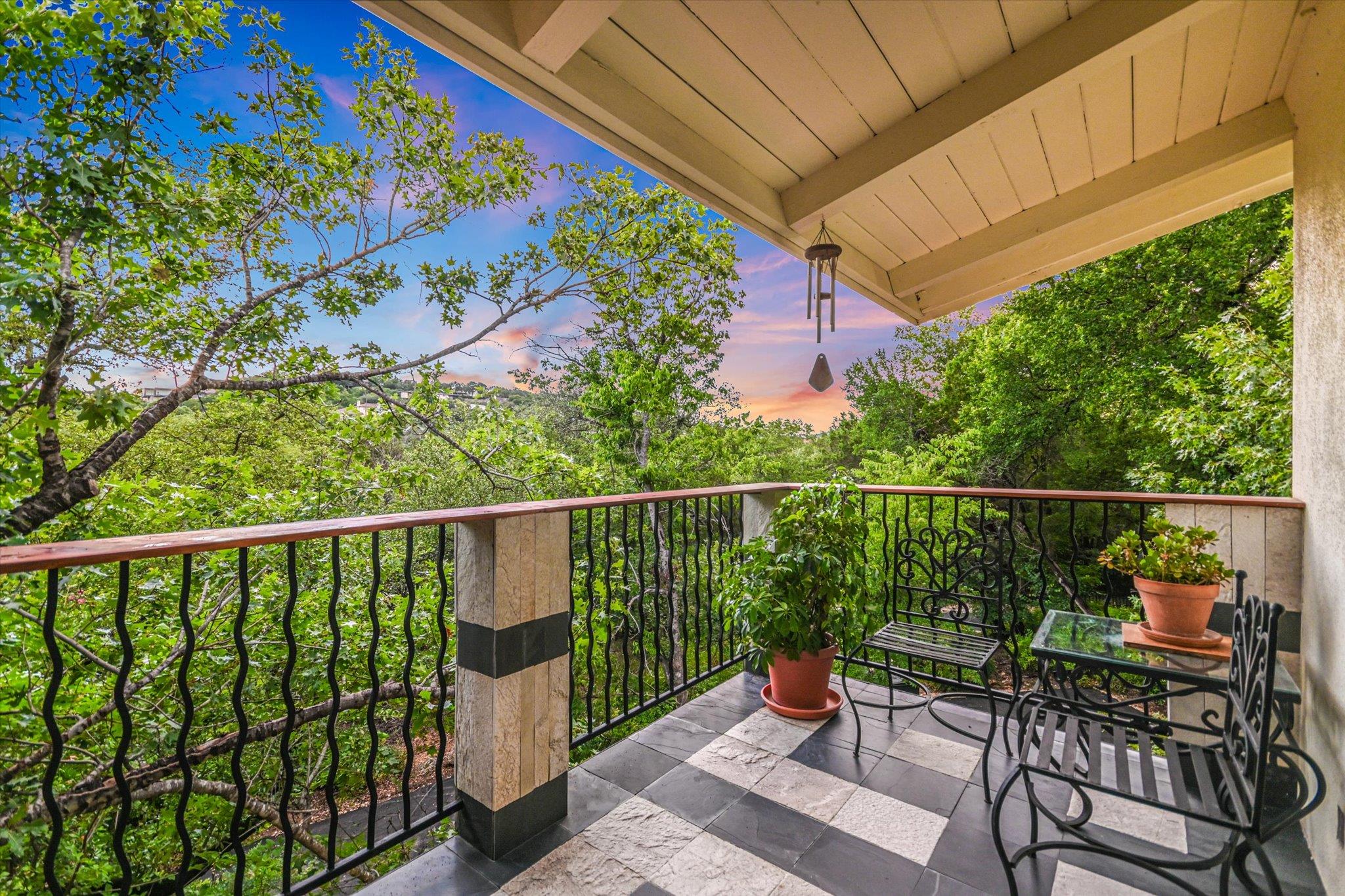 19 Sugar Shack Dr, West Lake Hills, TX 78746