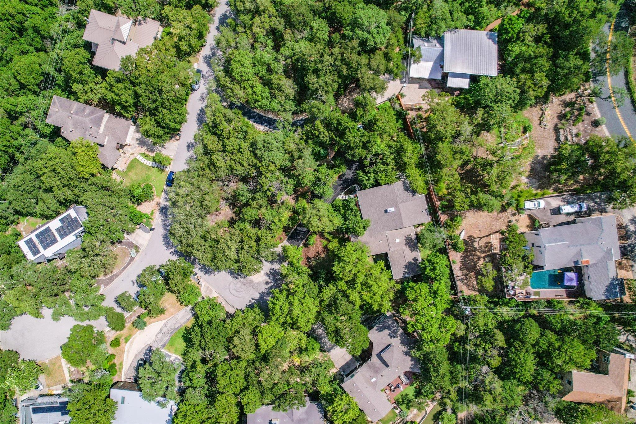 19 Sugar Shack Dr, West Lake Hills, TX 78746