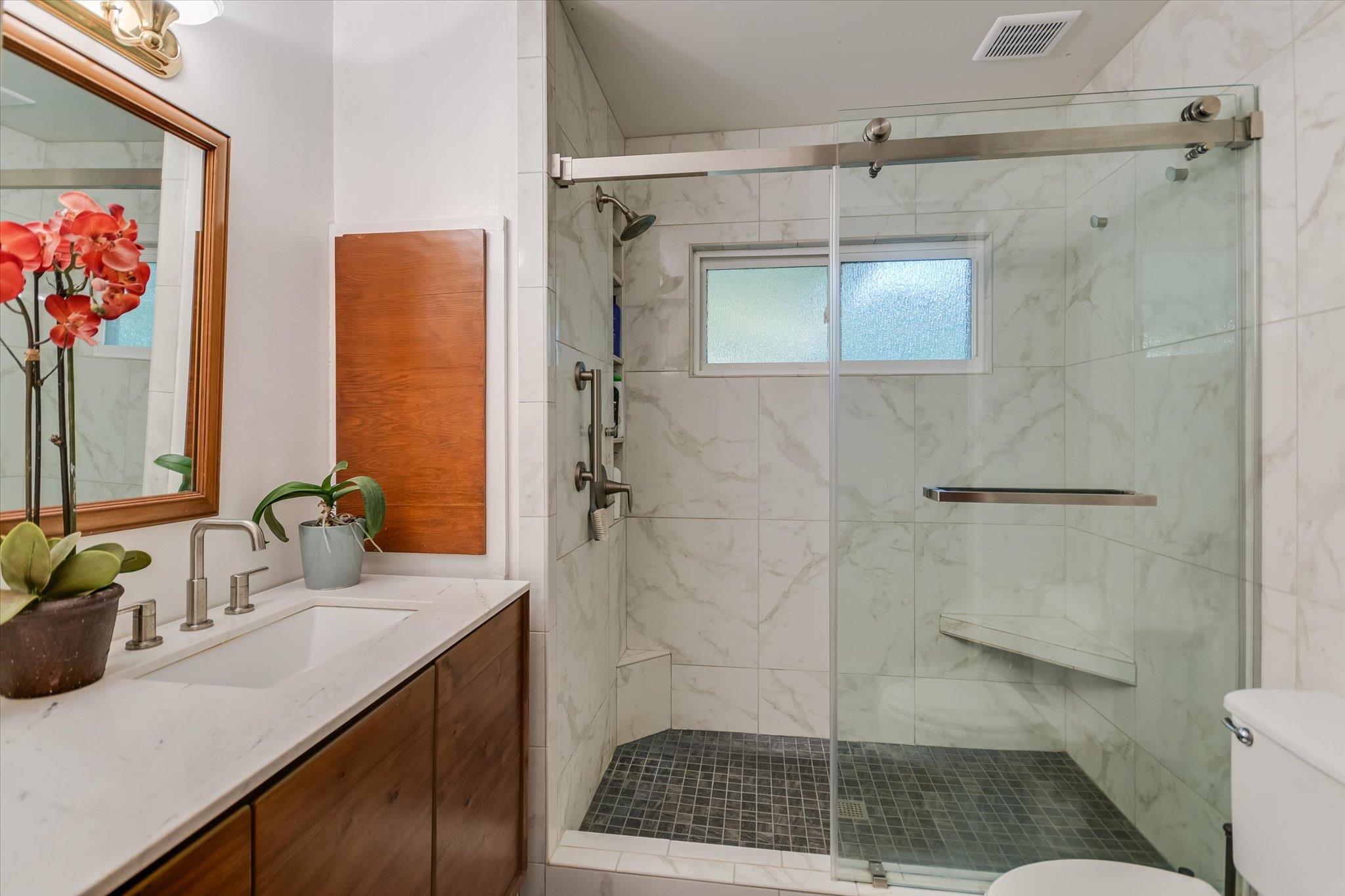 19 Sugar Shack Dr, West Lake Hills, TX 78746