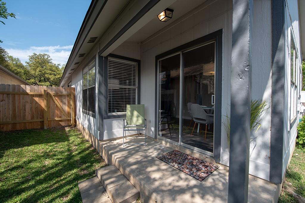6009 Richard Carlton Blvd, Austin, TX 78727