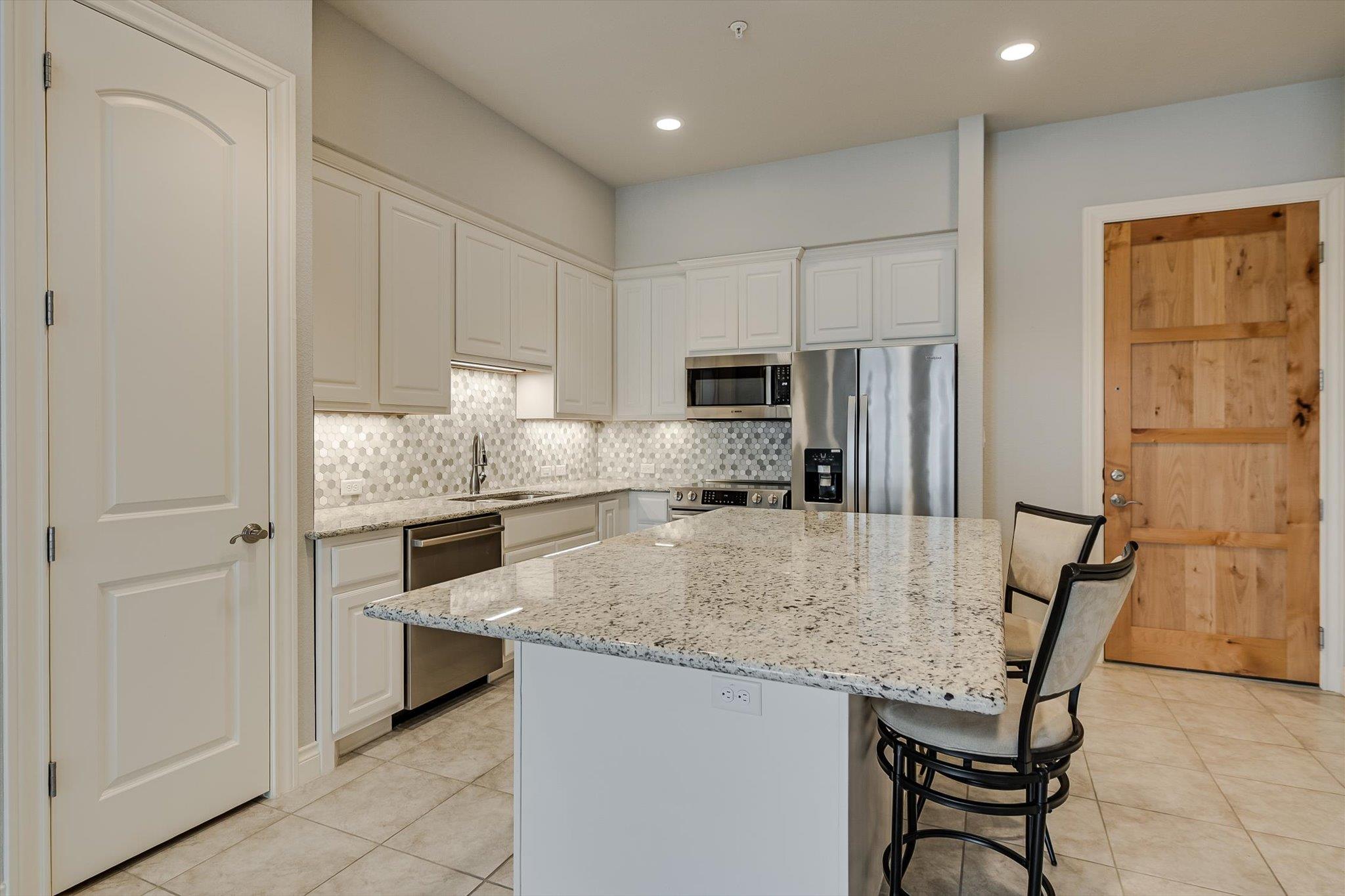 104 Bella Toscana Ave # 2106, Lakeway, TX 78734