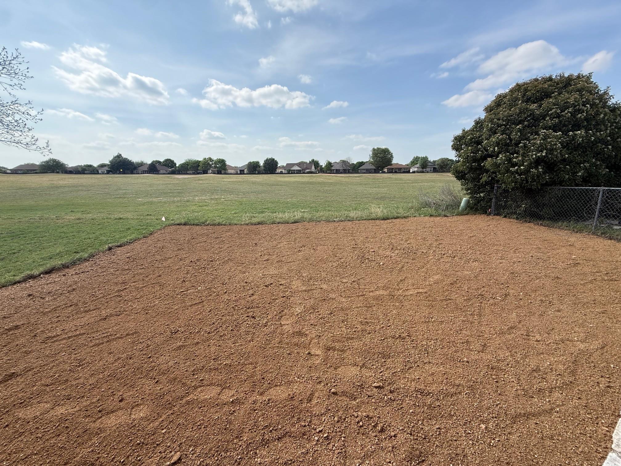 110 Firestone Place Pl, Meadowlakes, TX 78654