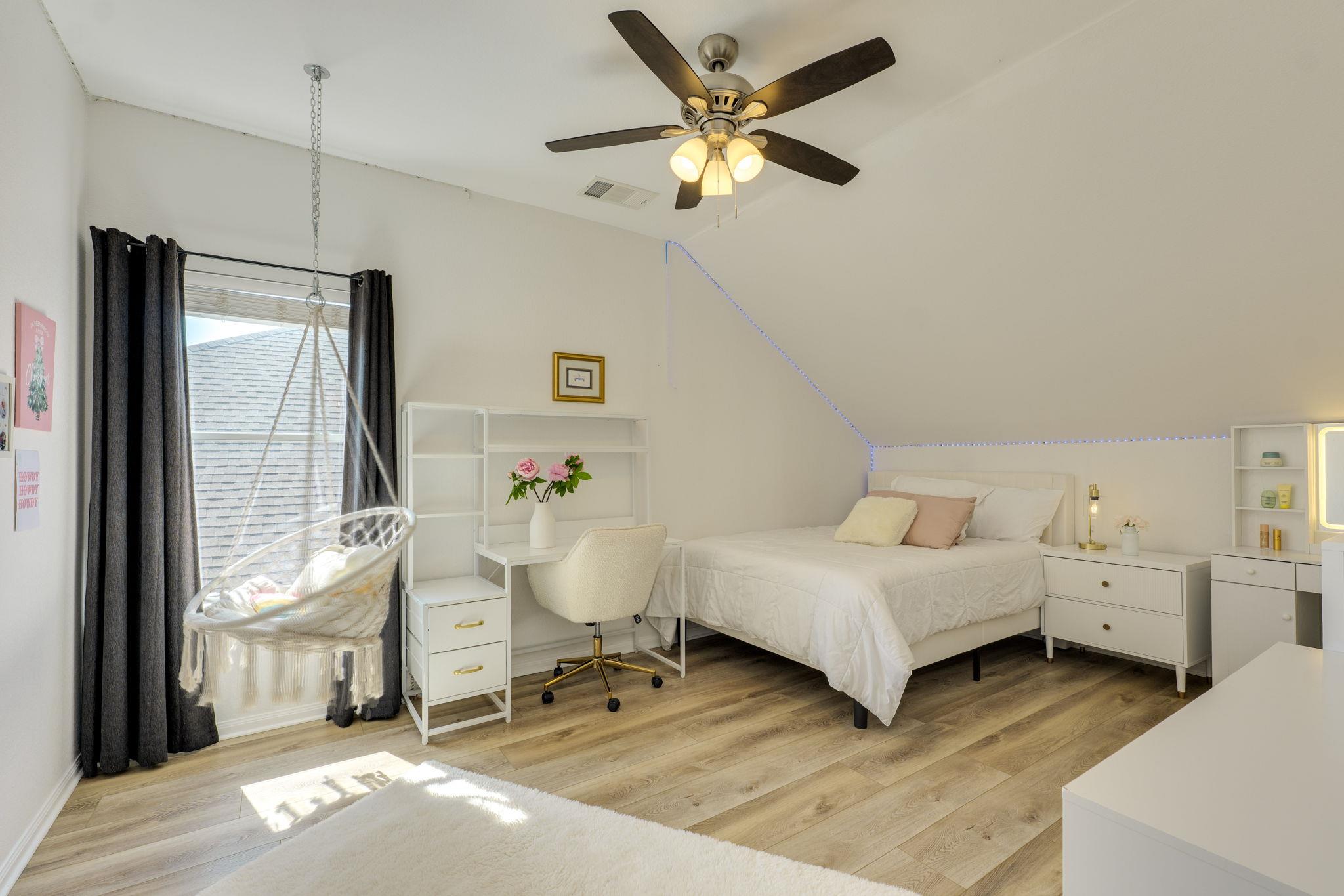 12200 Capitol Saddlery Trl, Austin, TX 78732