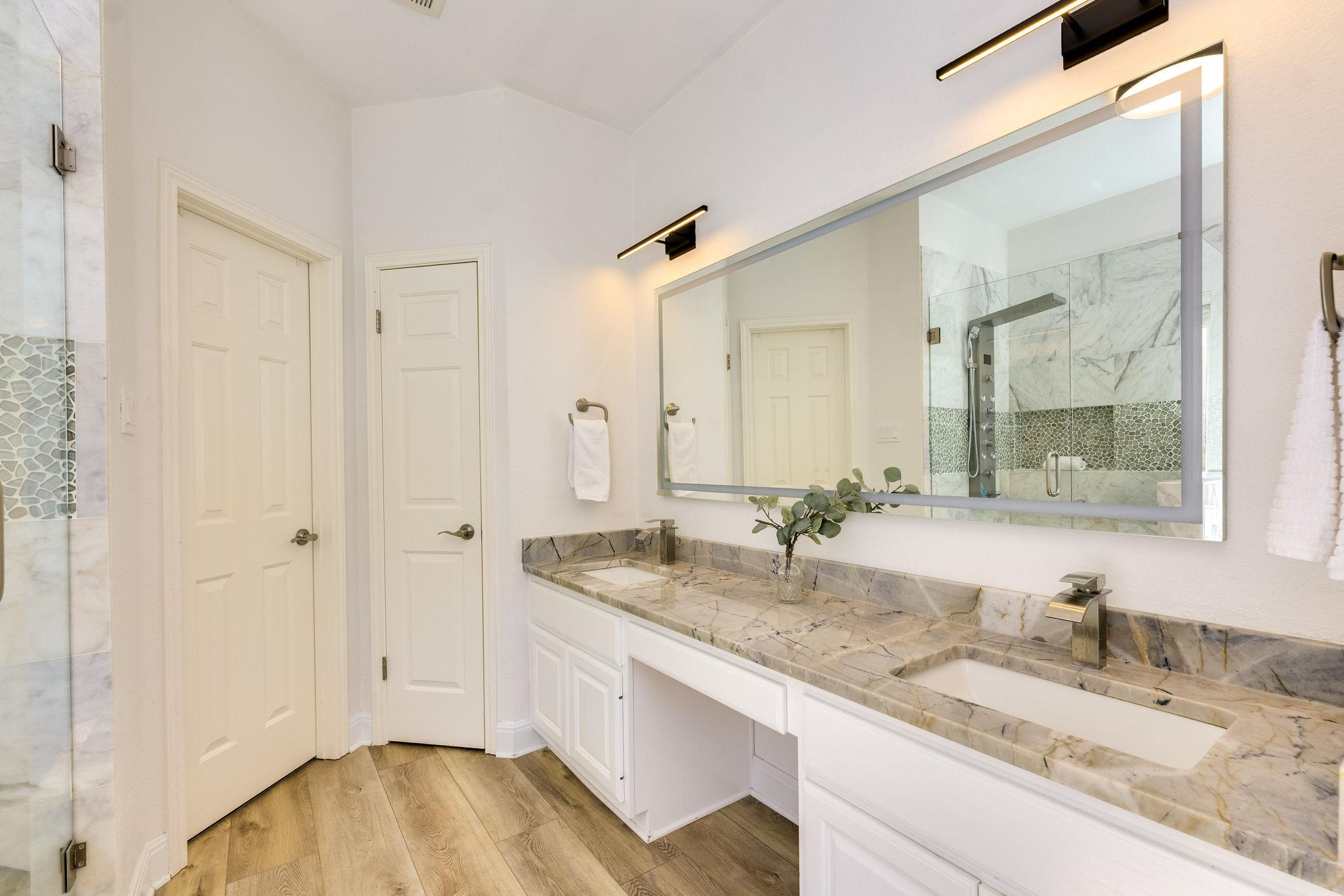 12200 Capitol Saddlery Trl, Austin, TX 78732