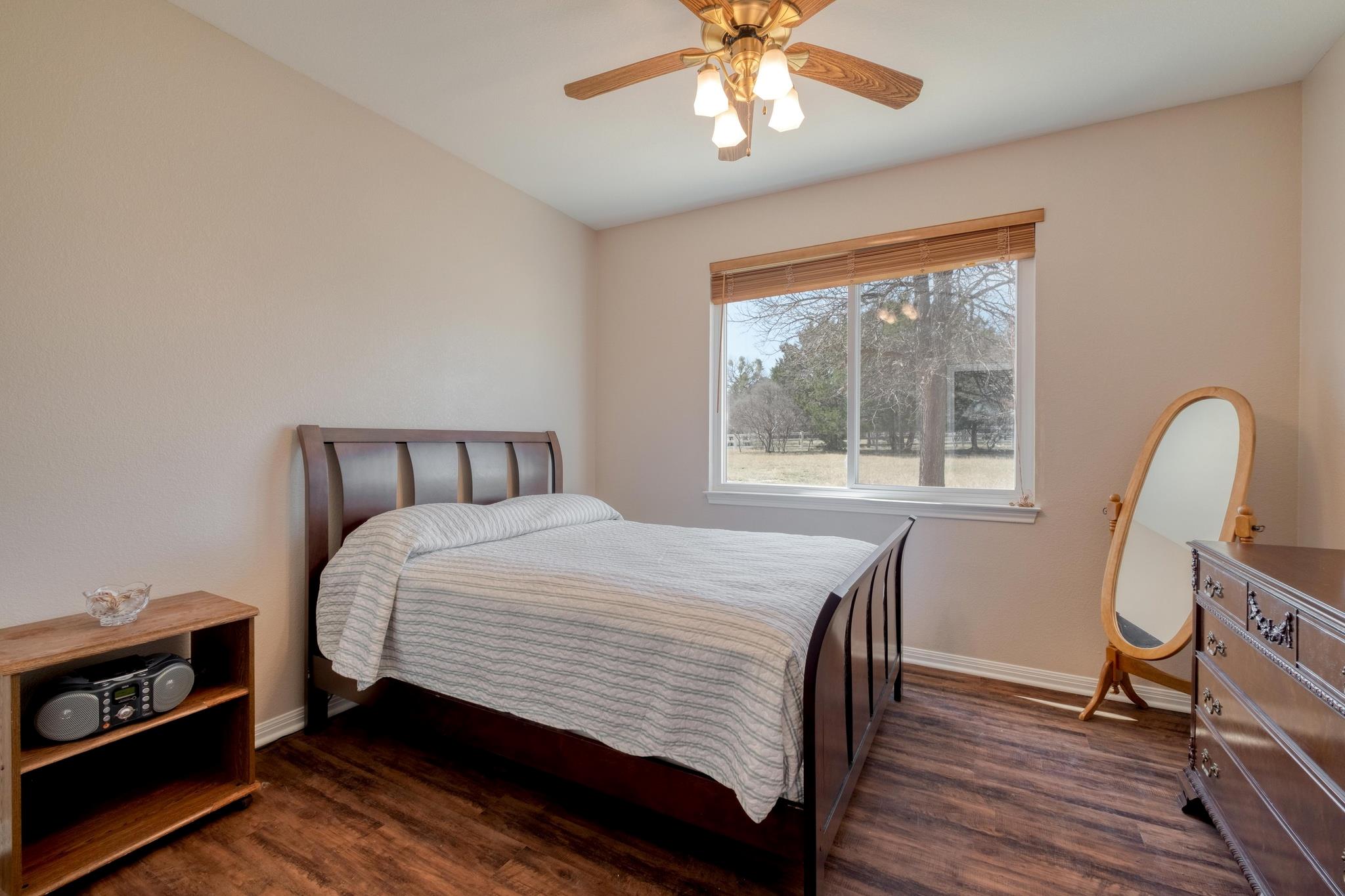 425 Crestwood Dr, Killeen, TX 76549