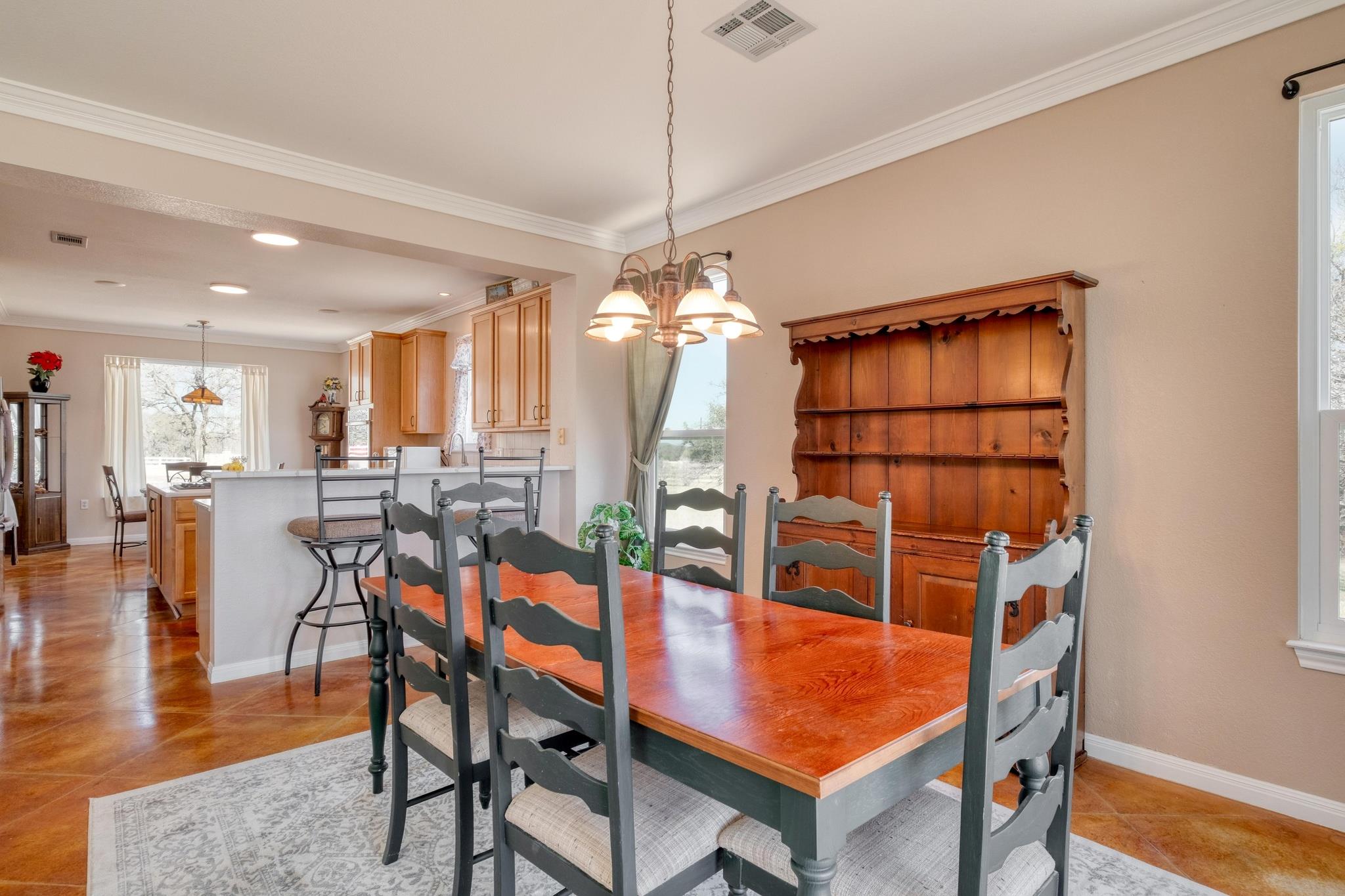 425 Crestwood Dr, Killeen, TX 76549