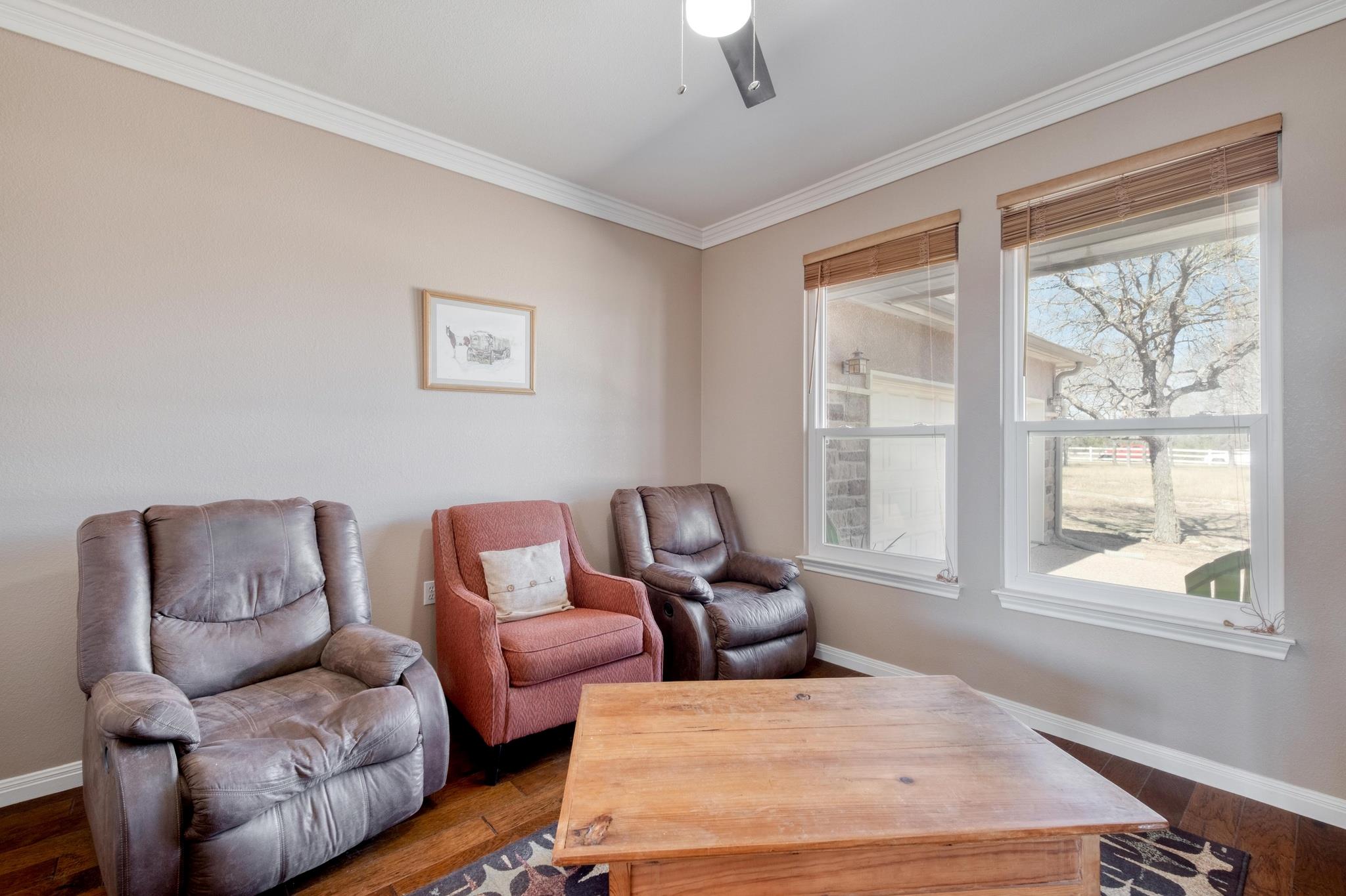 425 Crestwood Dr, Killeen, TX 76549