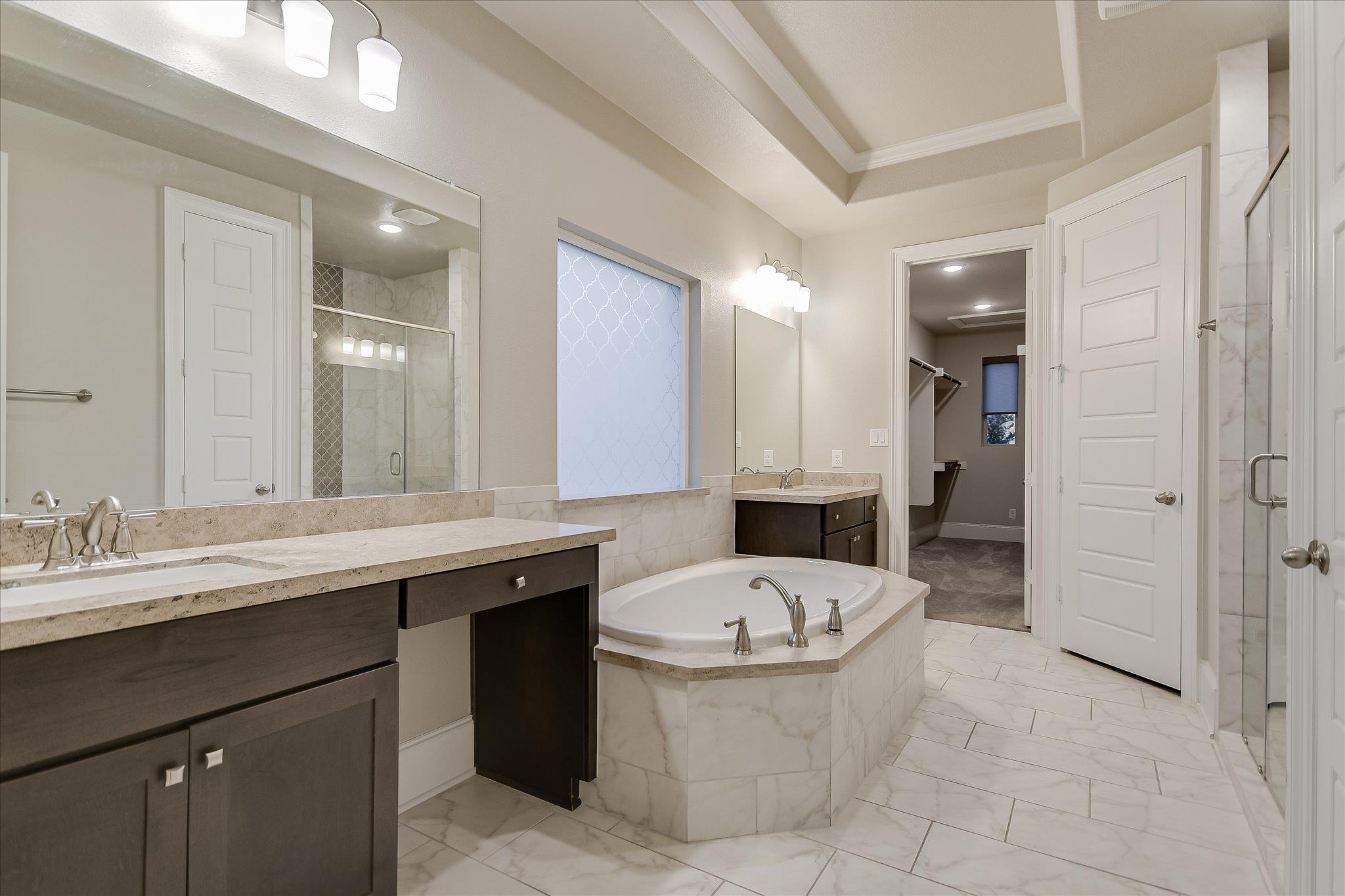 305 Coniglio Cv, Lakeway, TX 78738