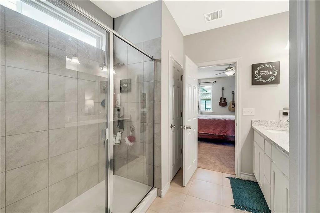 112 Magna Ln, Liberty Hill, TX 78642