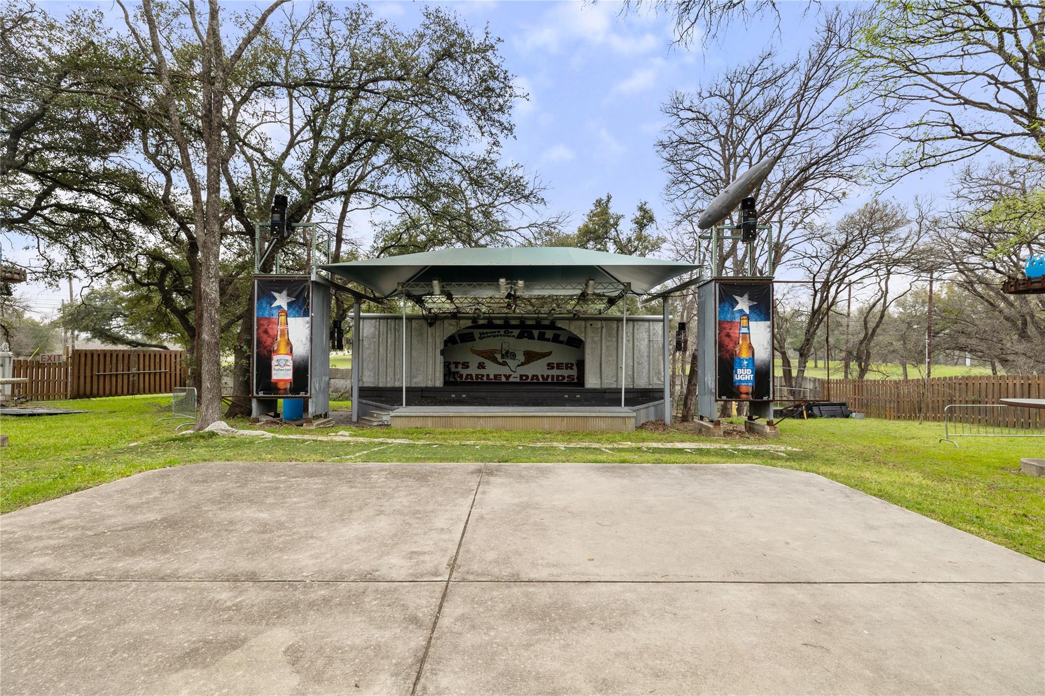 1515 N IH 35, Georgetown, TX 78628