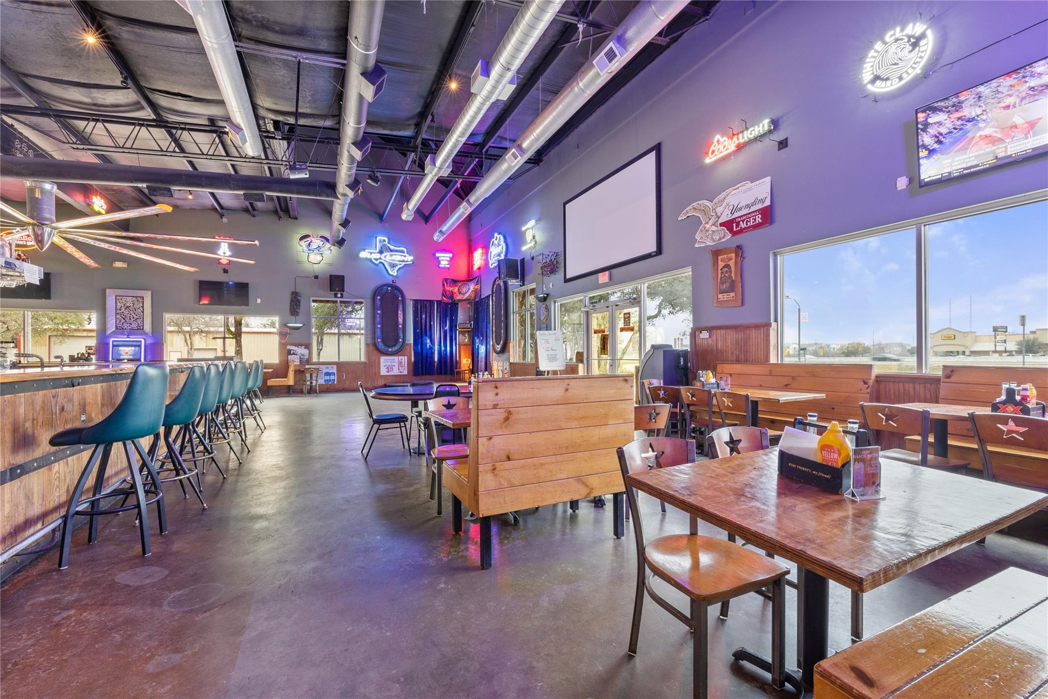 1515 N IH 35, Georgetown, TX 78628