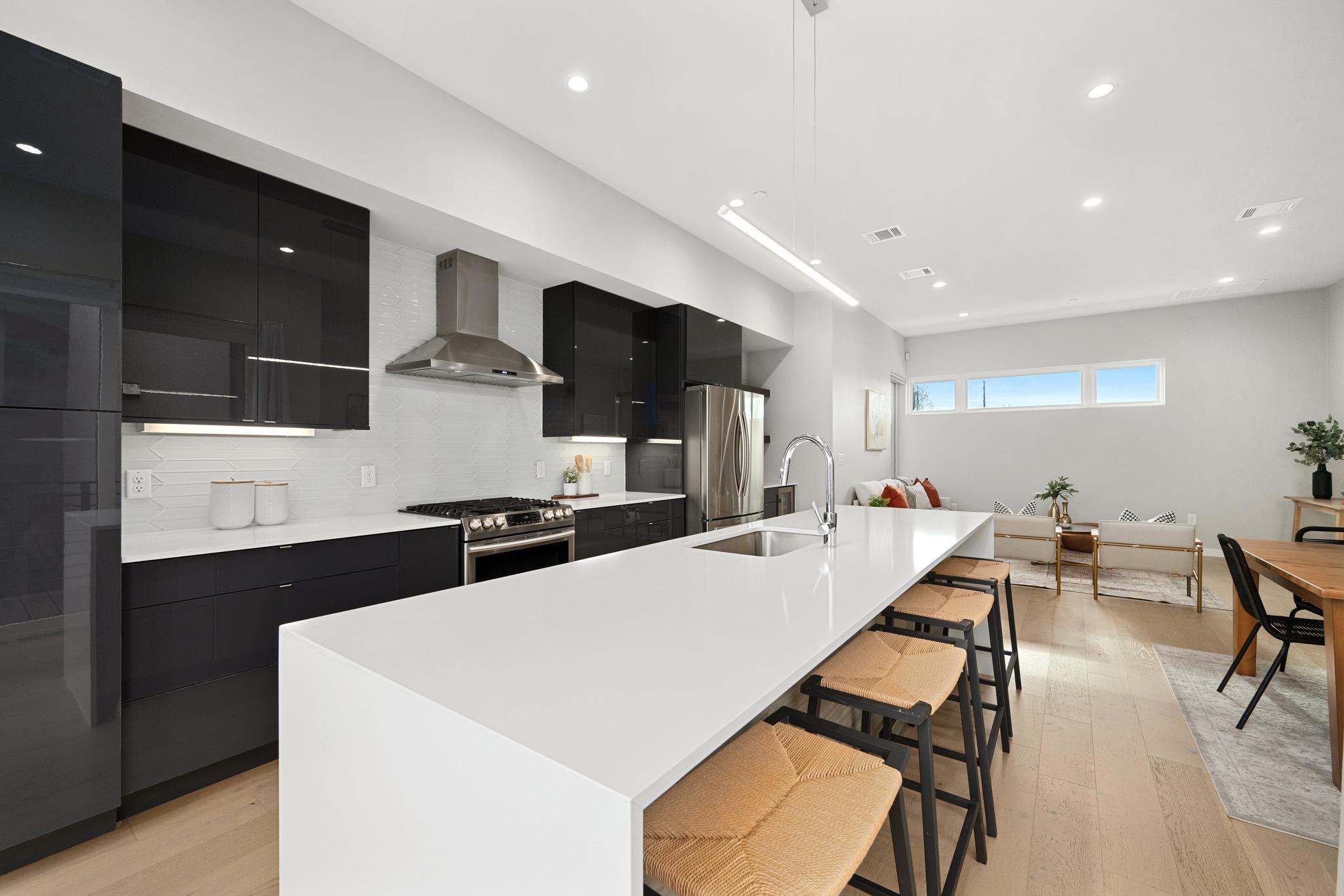 5605 Sunshine Dr # 10, Austin, TX 78756