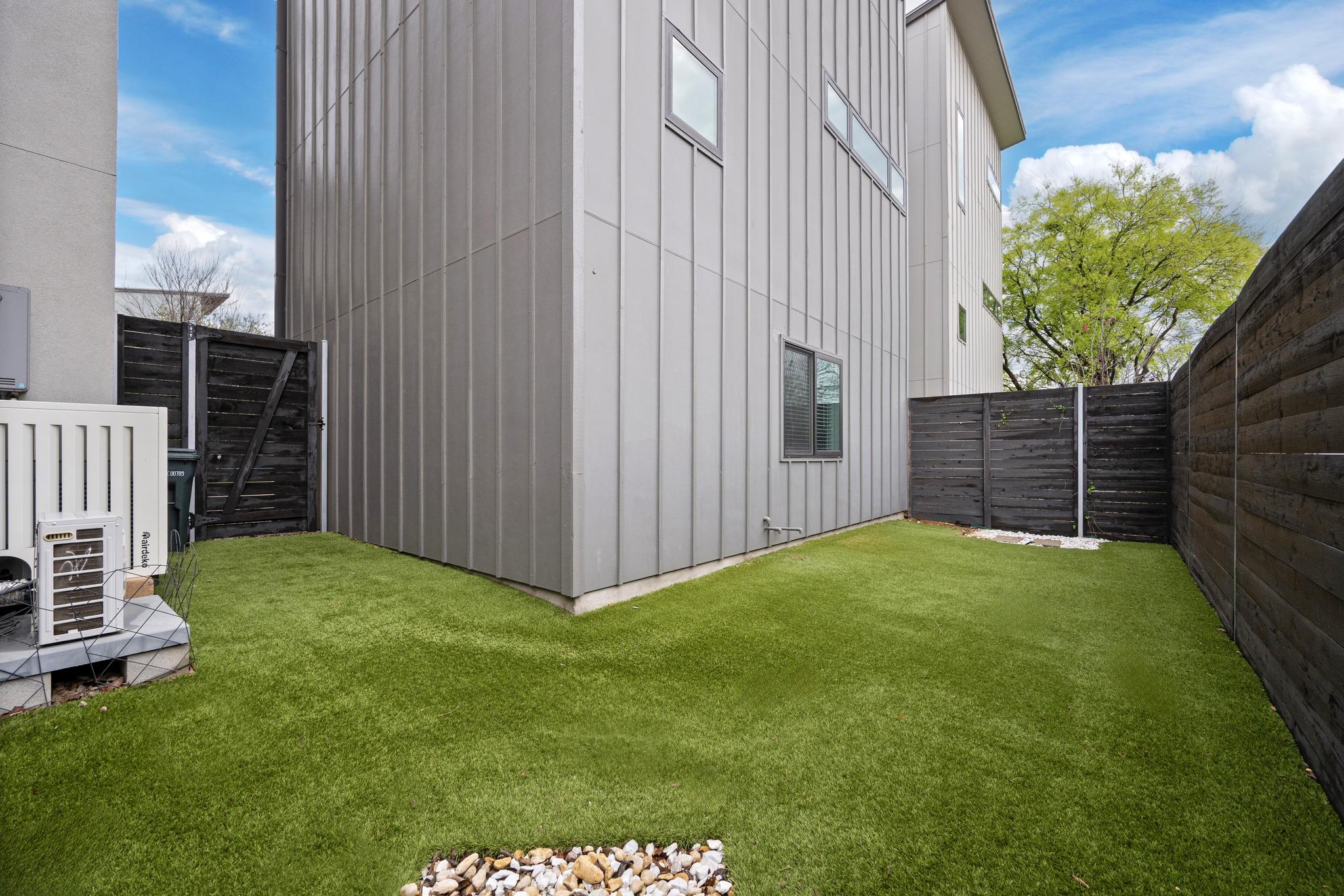 5605 Sunshine Dr # 10, Austin, TX 78756