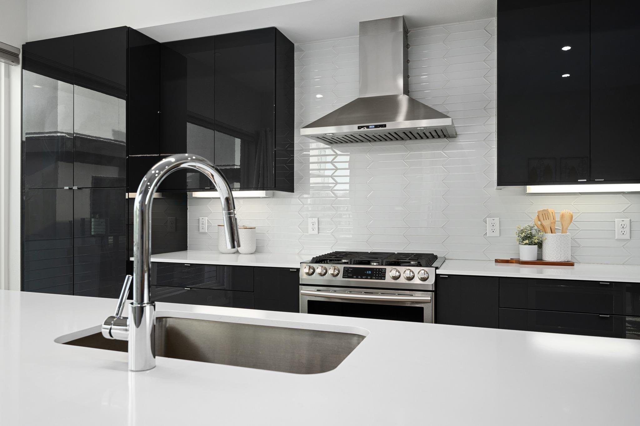 5605 Sunshine Dr # 10, Austin, TX 78756