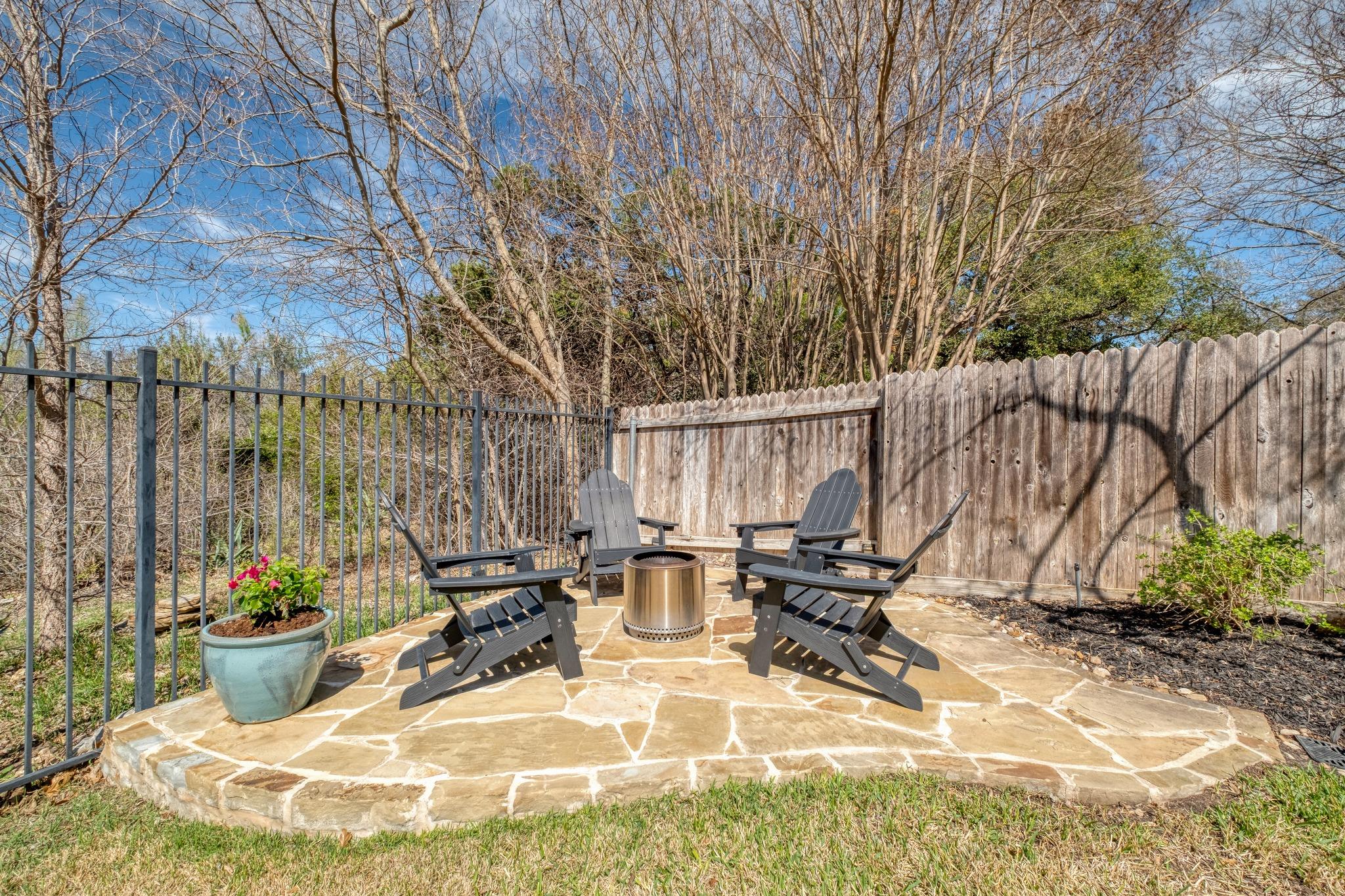 7004 High Bluff Trl, Round Rock, TX 78681