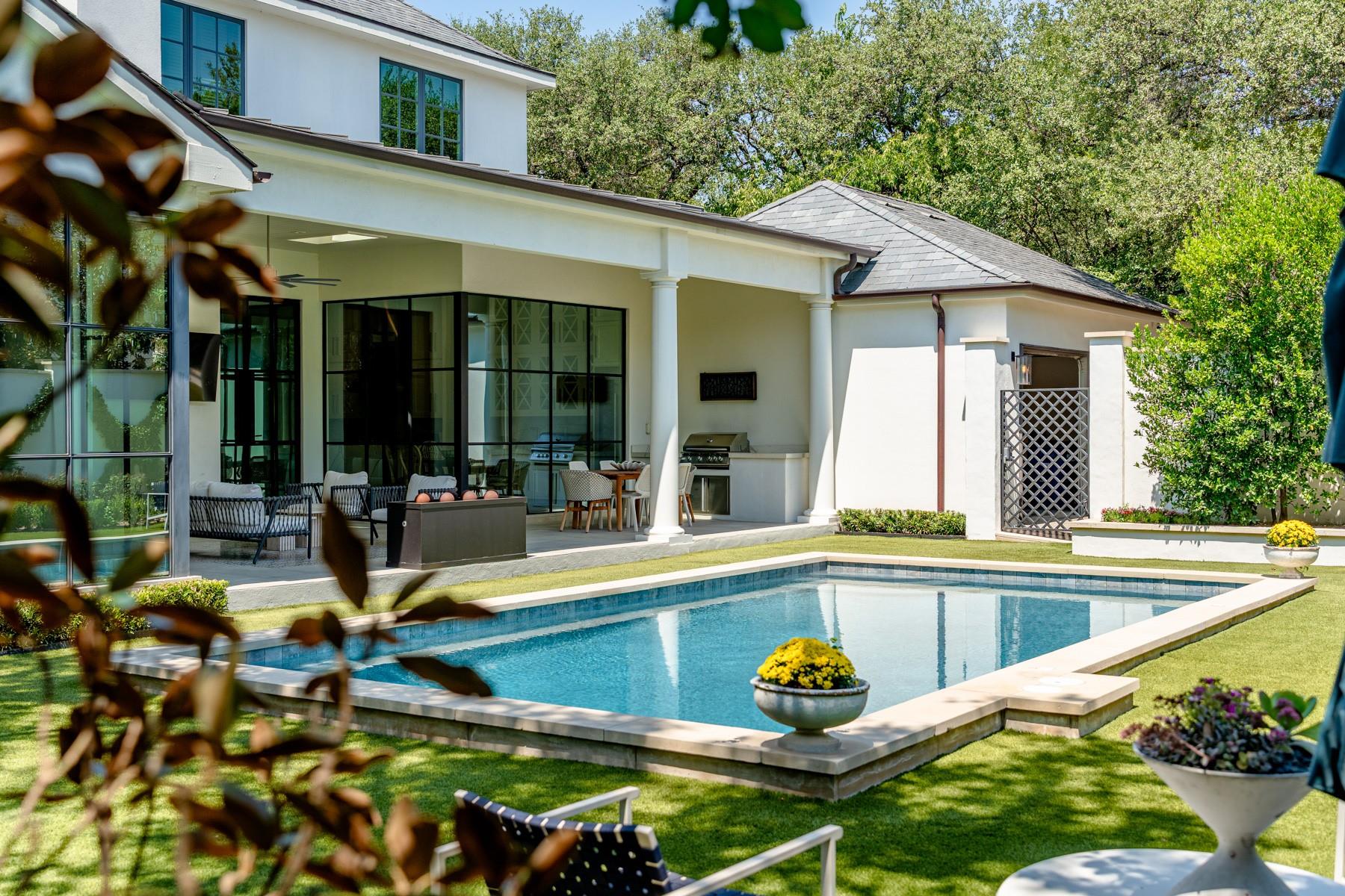 3407 Timberwood Cir, Austin, TX 78703