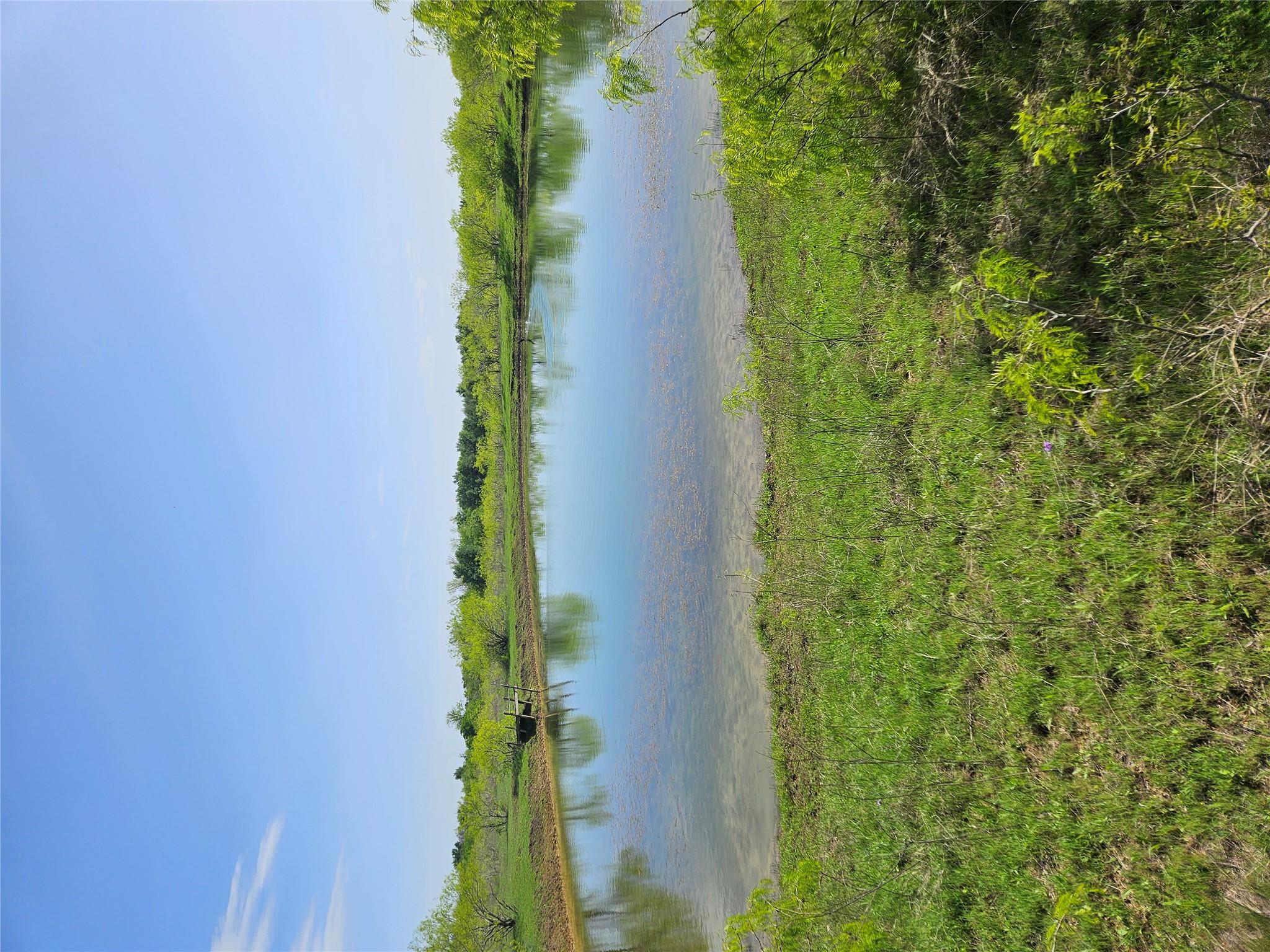 1988 CR 116 Rd, Rogers, TX 76569