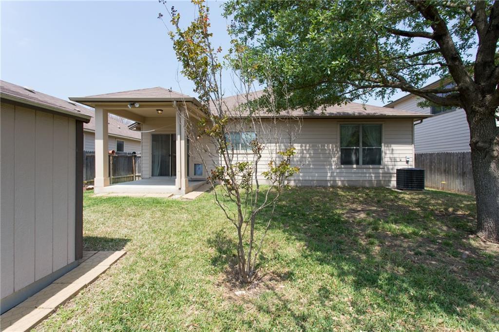 1651 Bayland St, Round Rock, TX 78664