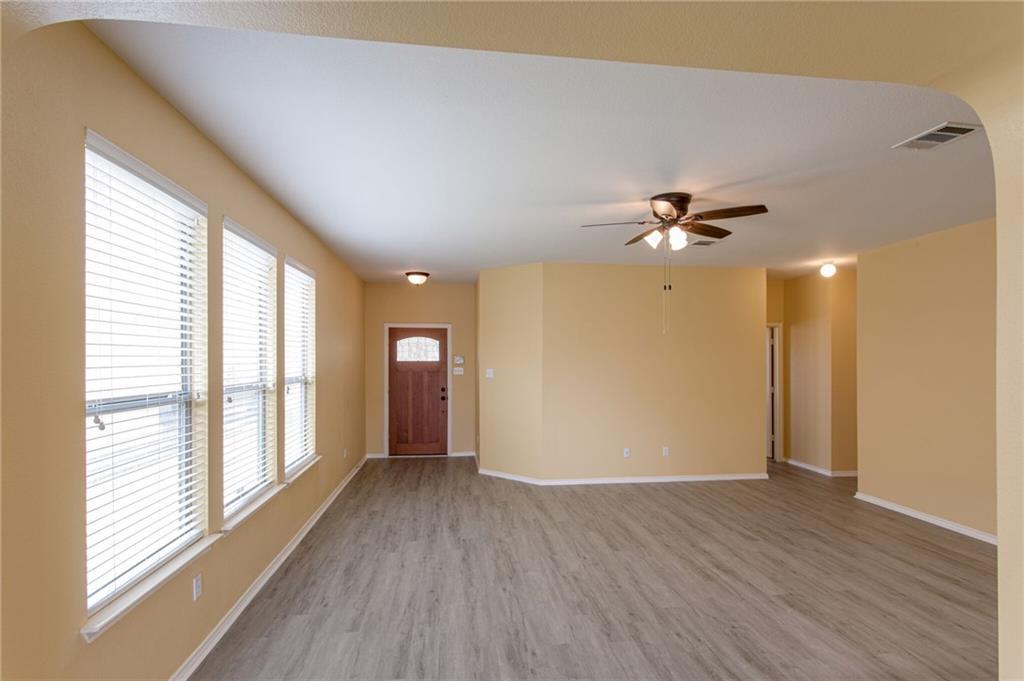 1651 Bayland St, Round Rock, TX 78664