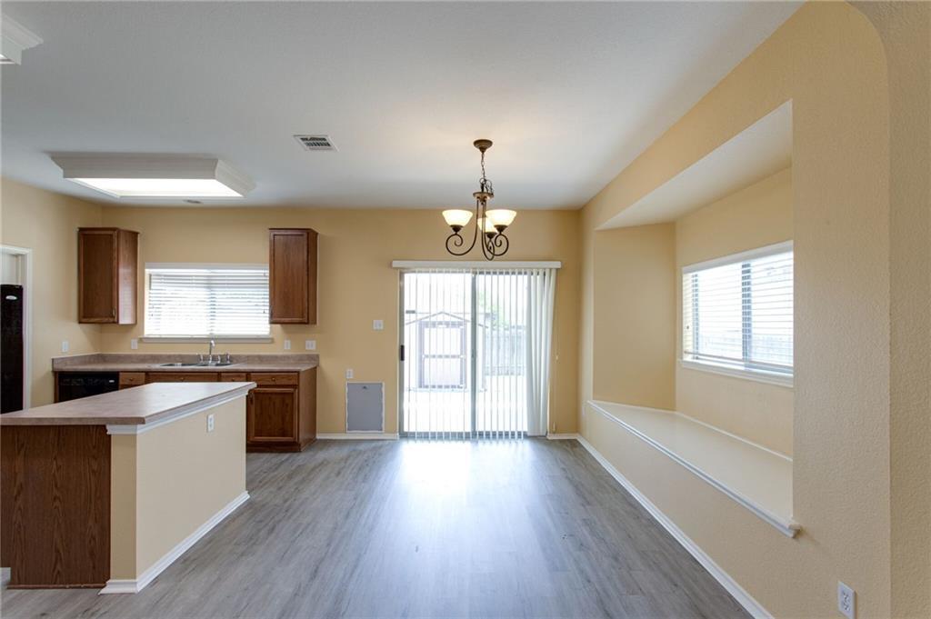 1651 Bayland St, Round Rock, TX 78664