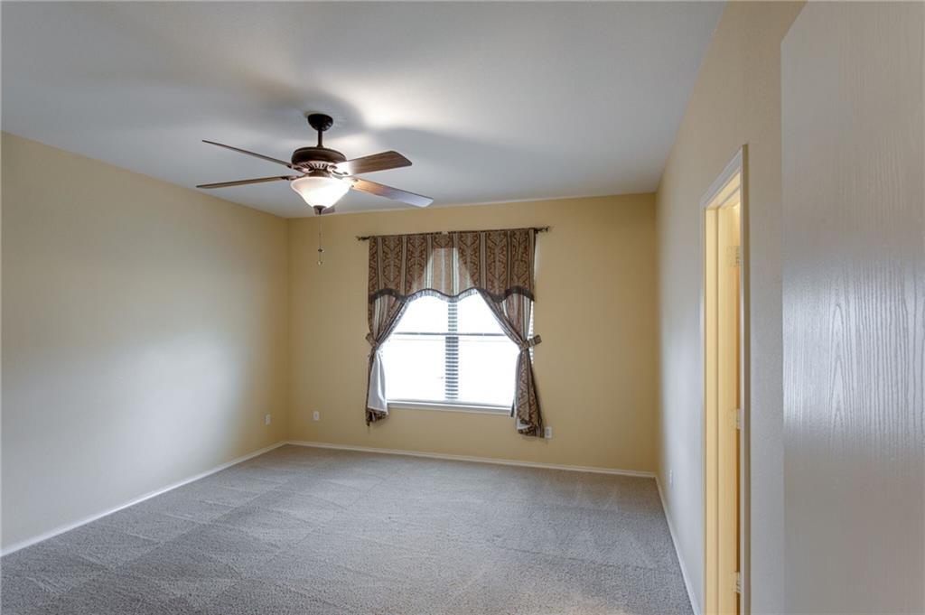 1651 Bayland St, Round Rock, TX 78664