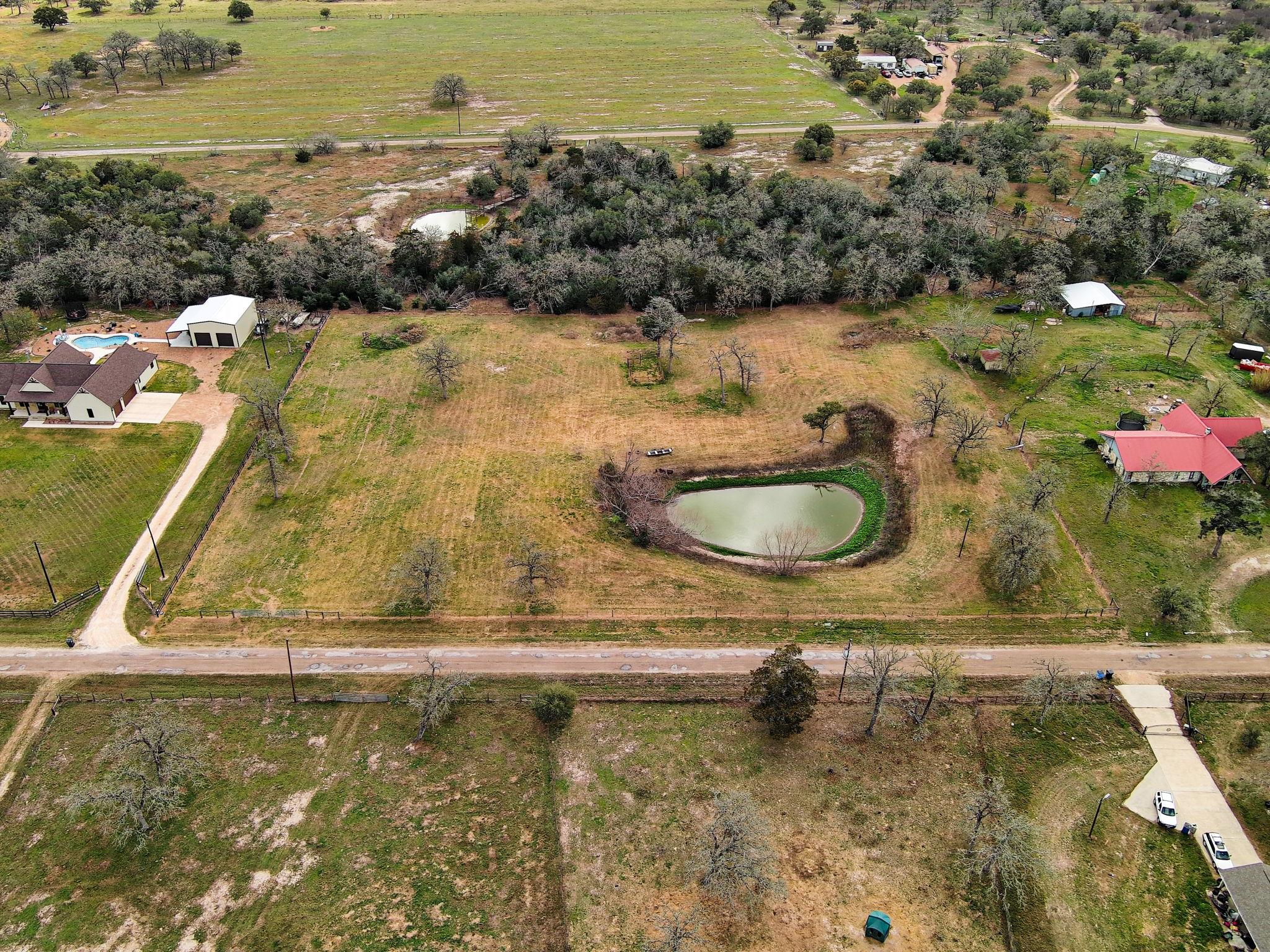 1060 County Road 232, Giddings, TX 78942