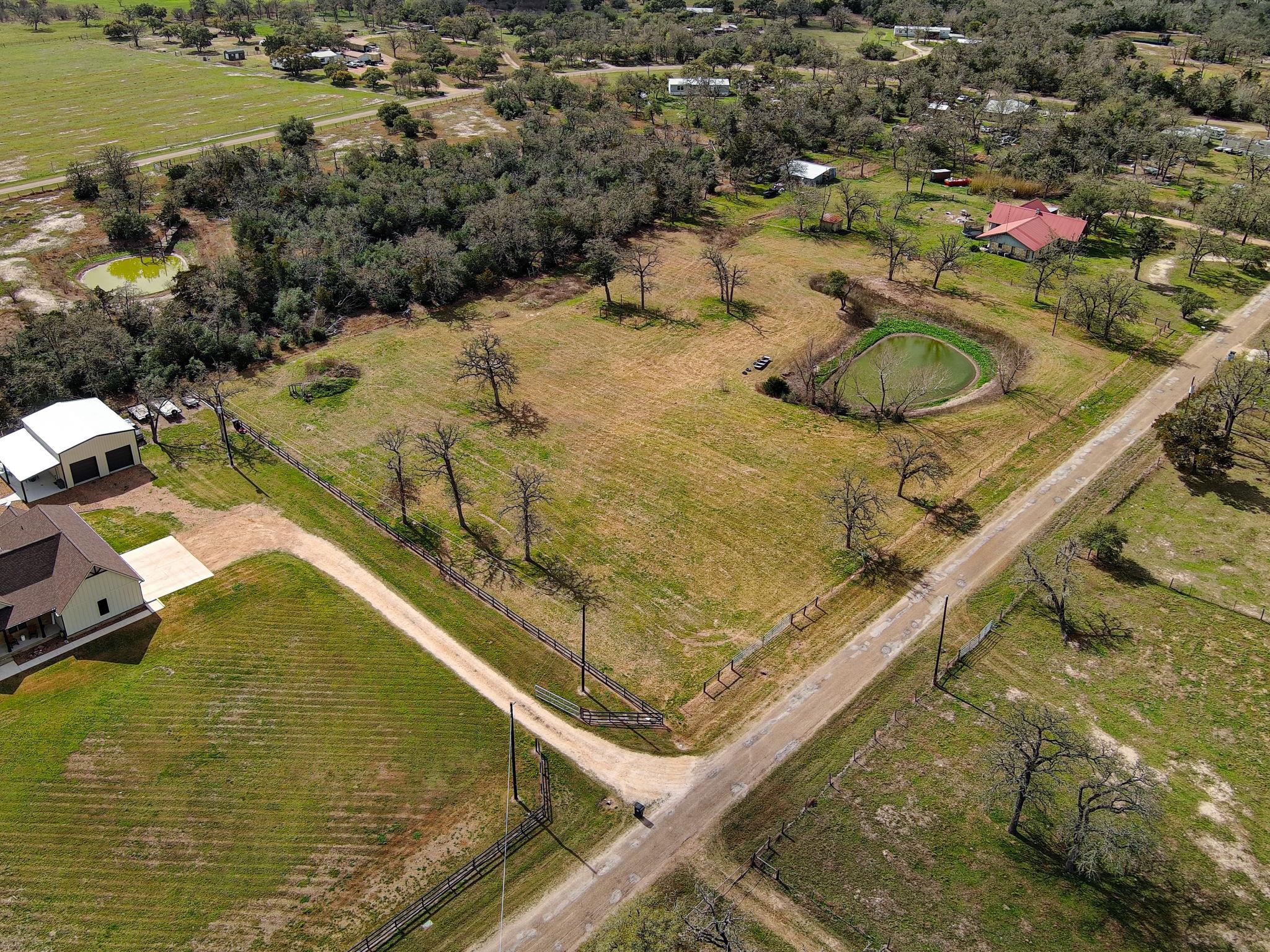 1060 County Road 232, Giddings, TX 78942