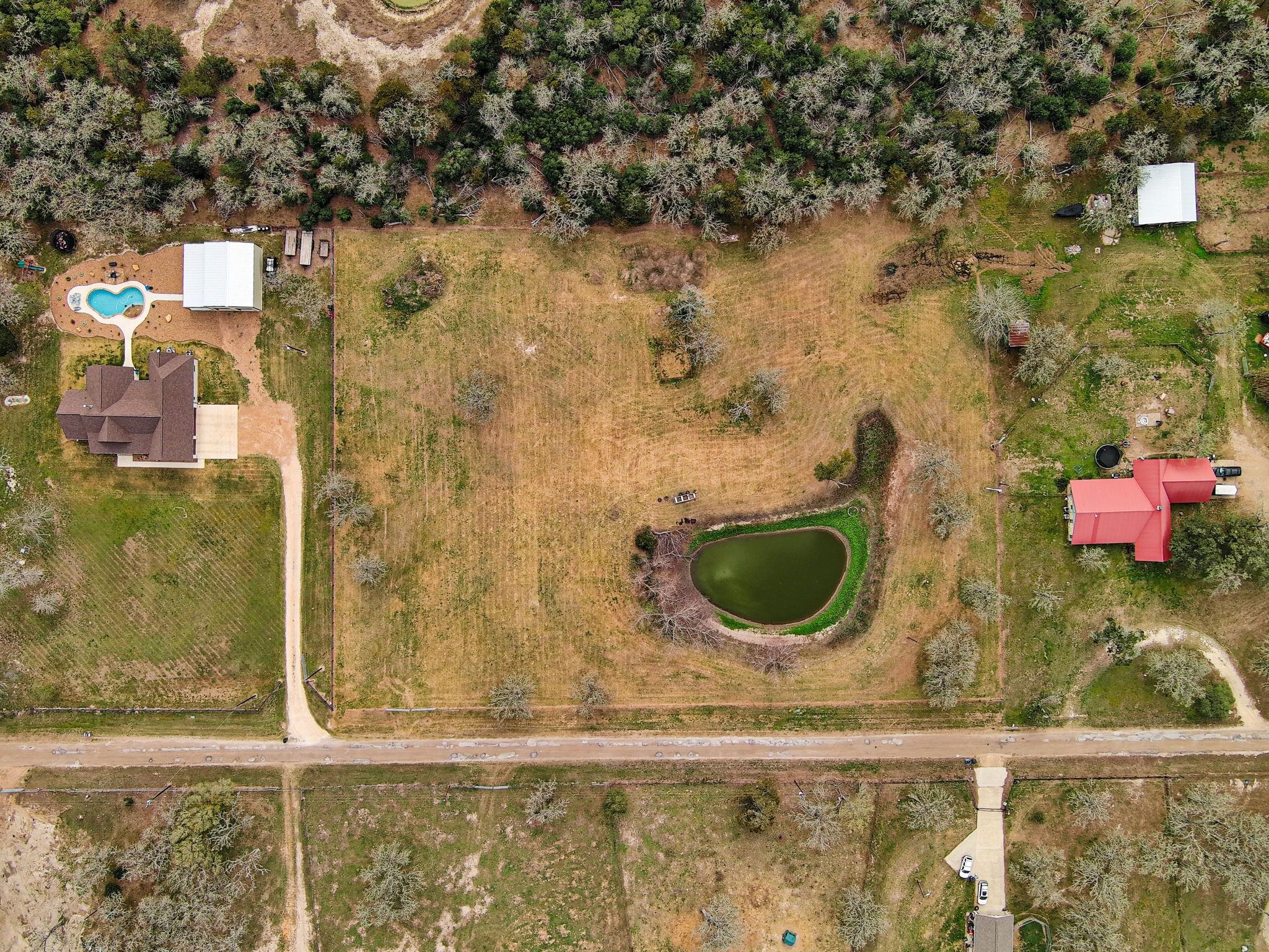 1060 County Road 232, Giddings, TX 78942