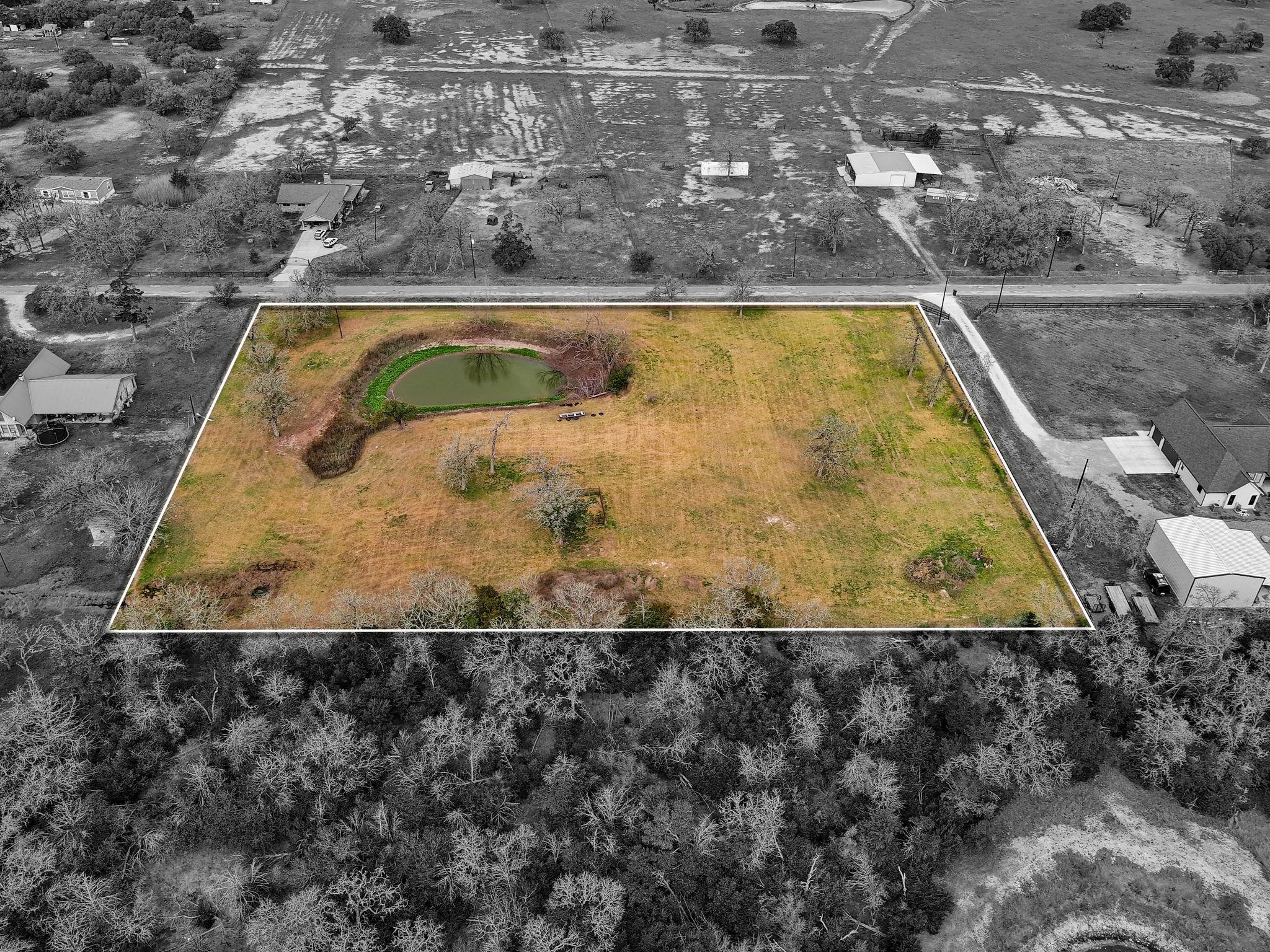 1060 County Road 232, Giddings, TX 78942