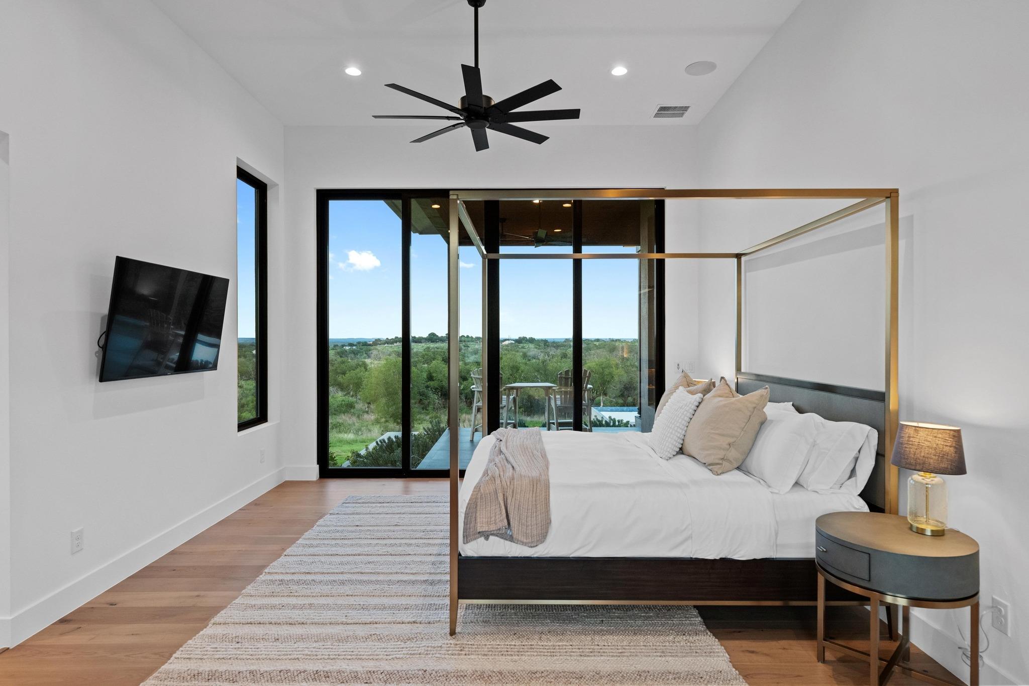 111 Rock N Robyn Trail, Horseshoe Bay, TX 78657