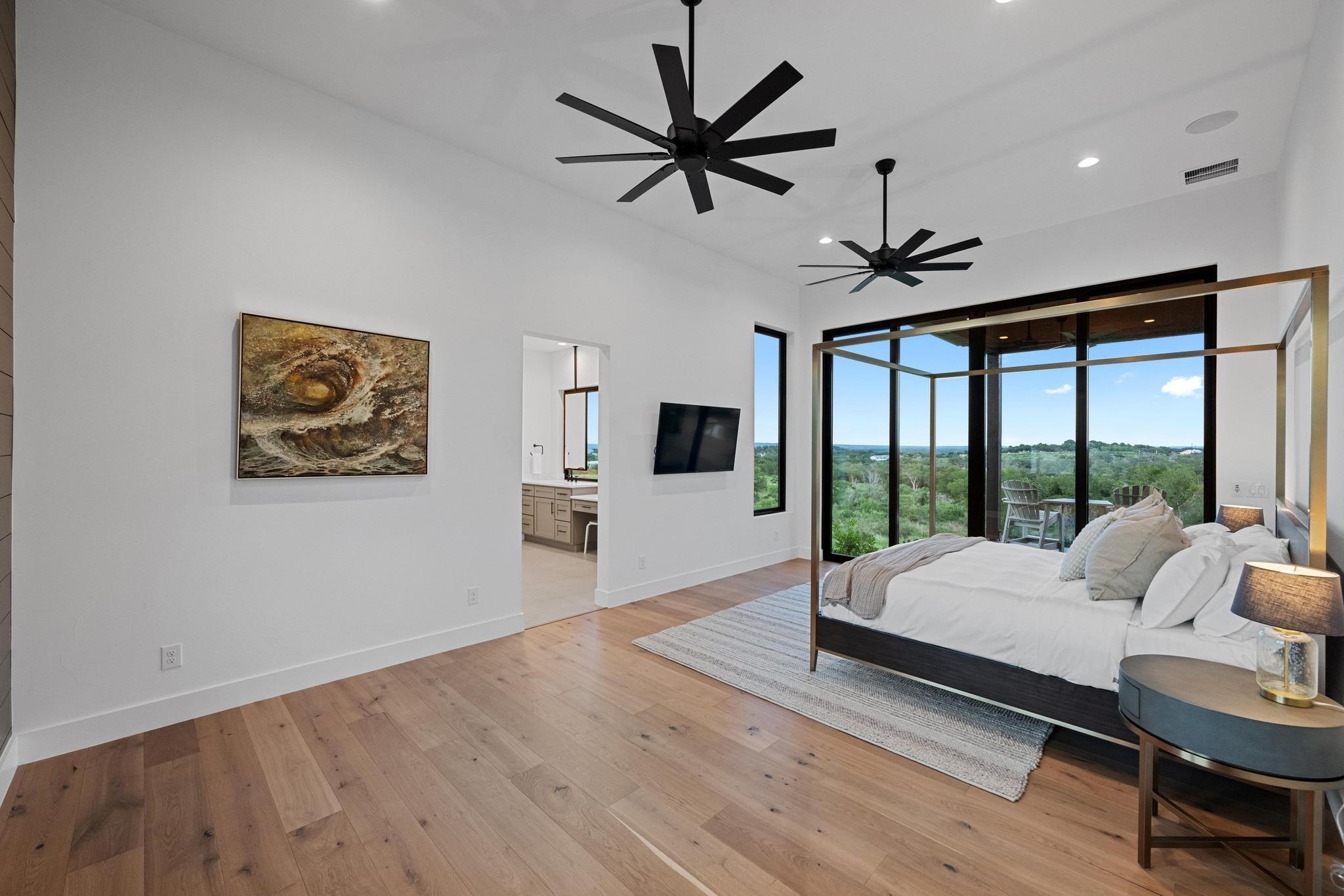 111 Rock N Robyn Trail, Horseshoe Bay, TX 78657