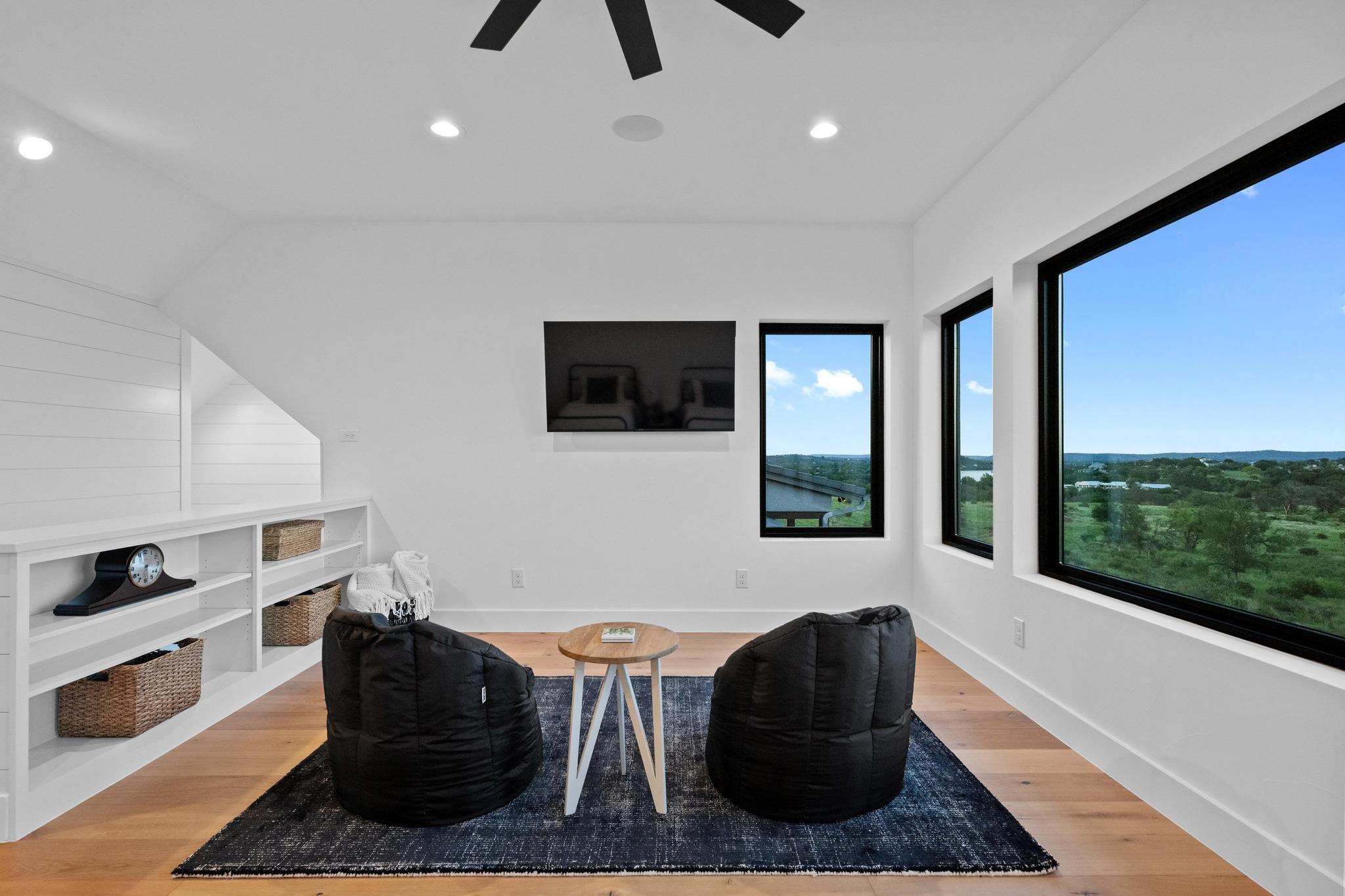 111 Rock N Robyn Trail, Horseshoe Bay, TX 78657