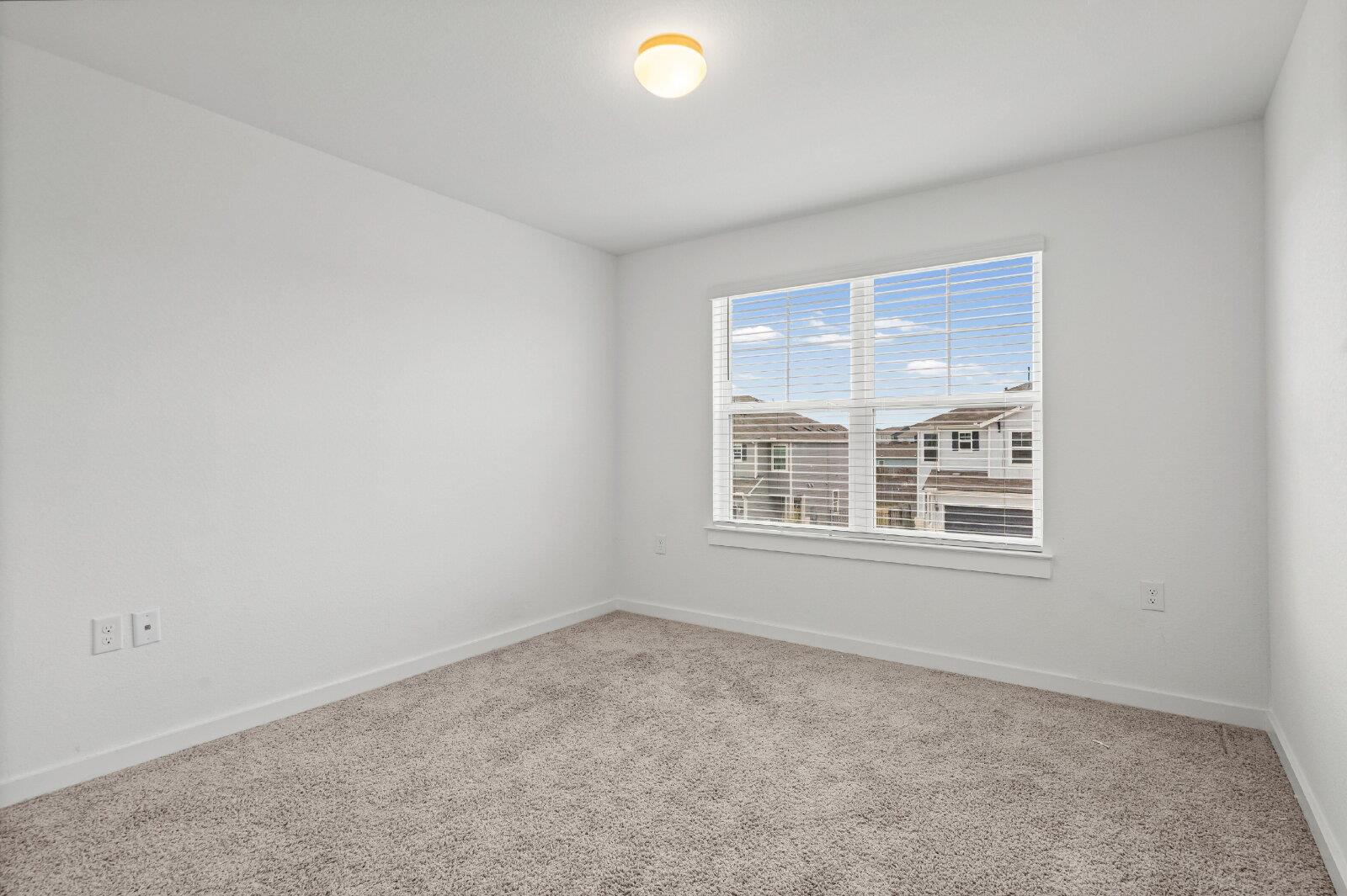 7200 Grenadine Bloom Bnd # B, Del Valle, TX 78617