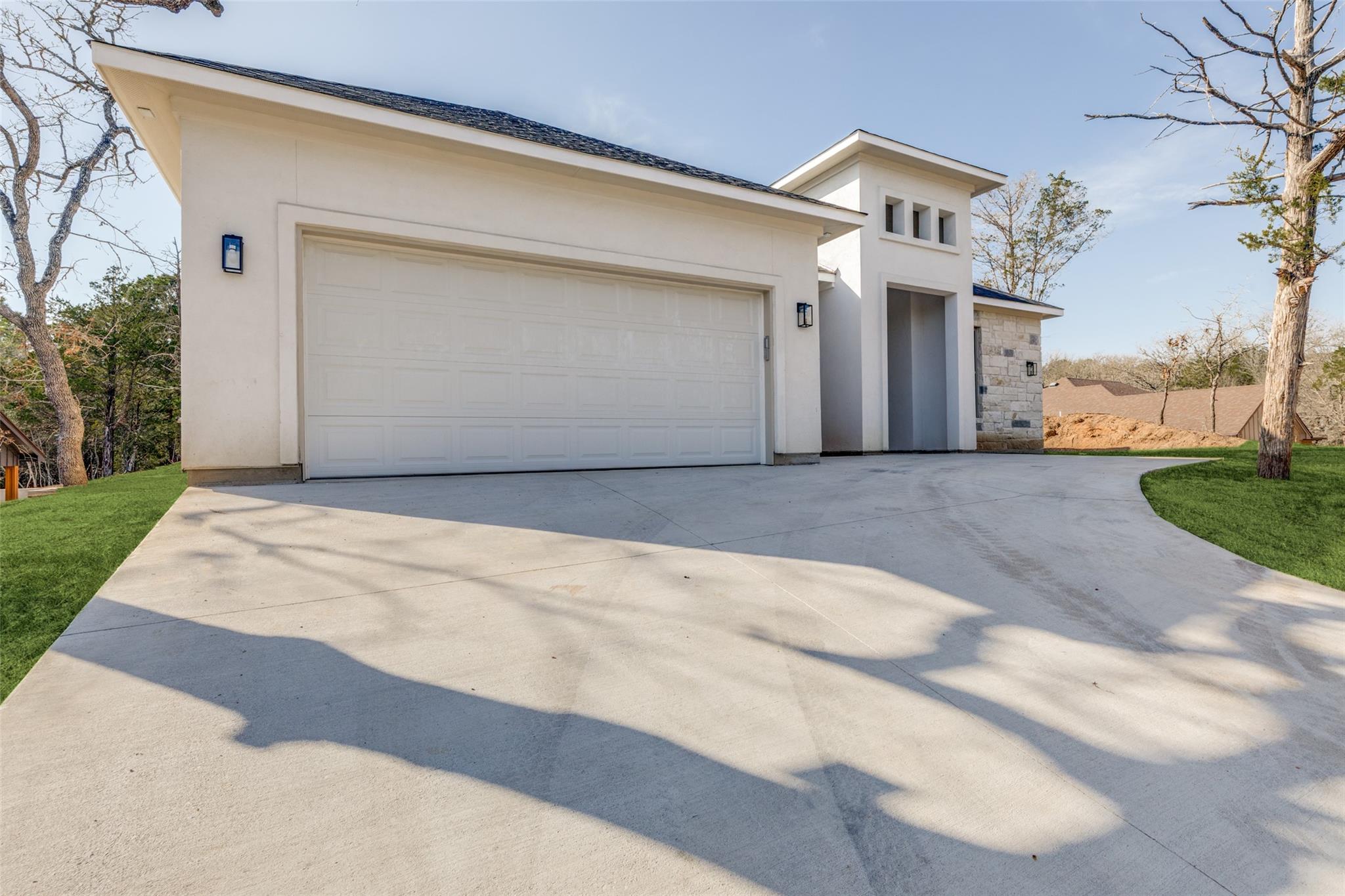 120 N Pohakea Dr, Bastrop, TX 78602