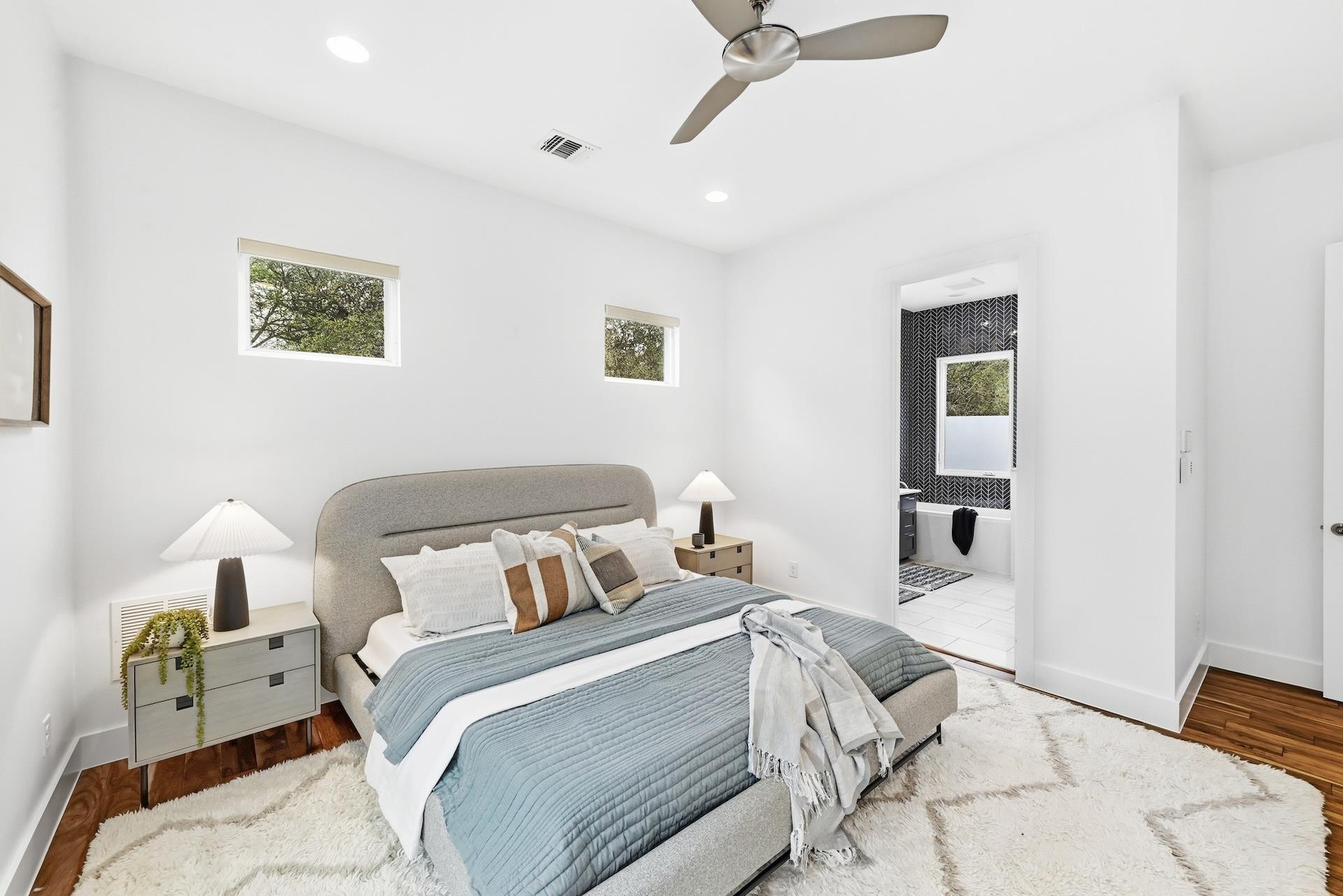 2504 S 4th St, Austin, TX 78704