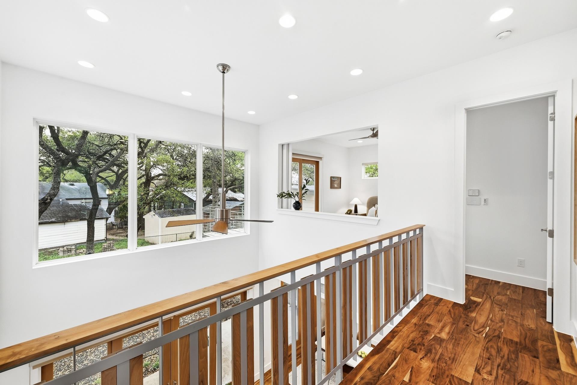 2504 S 4th St, Austin, TX 78704